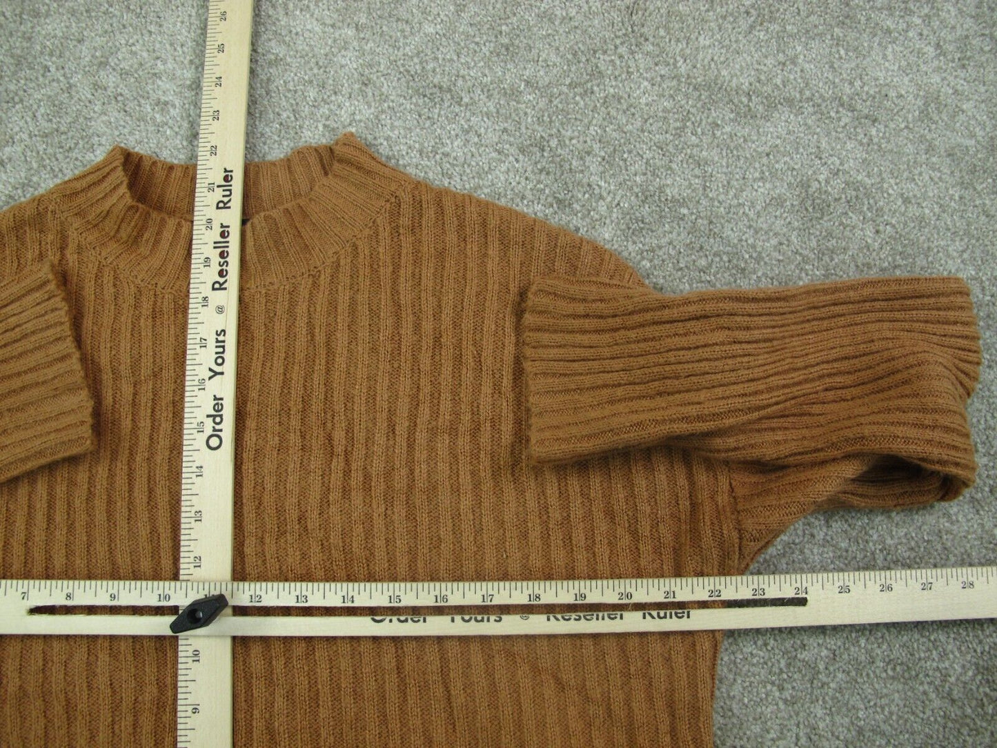Forever 21 Women Pullover Sweater Knitted Long Sleeve Round Neck Brown SZ Medium
