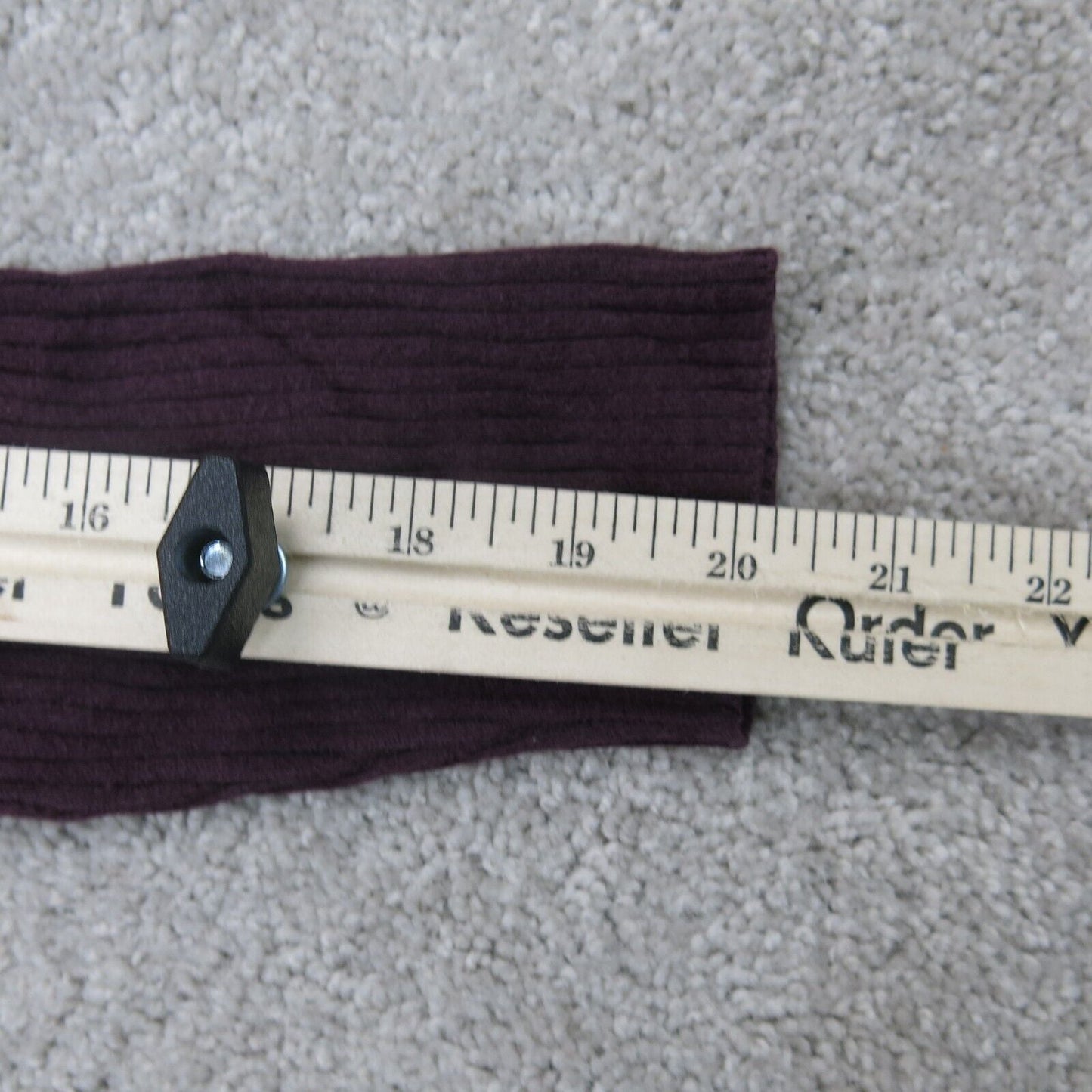 ST Johns Bay Womens Pullover Sweater V Neck Long Sleeves Maroon Size Large