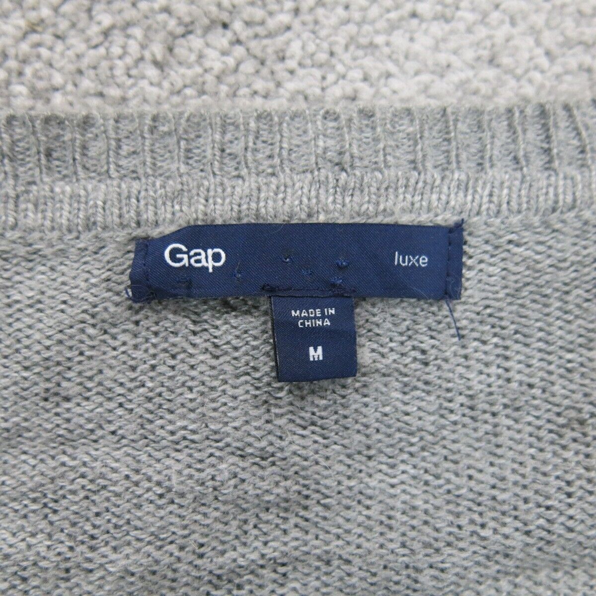 GAP Womens Pullover Knitted Sweater Round Neck Long Sleeves Gray Size Medium