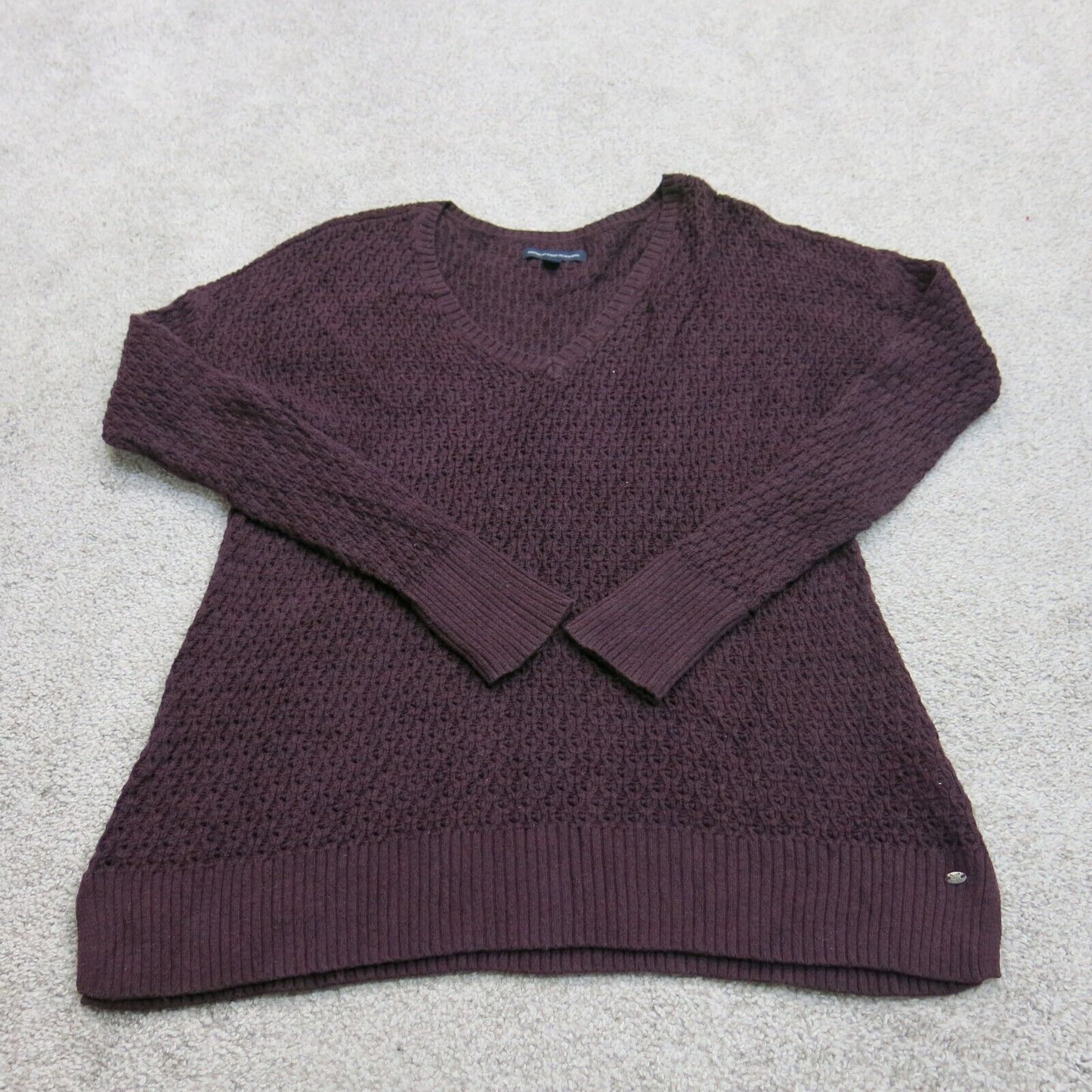 American Eagle Womens Pullover Sweater Round Neck Long Sleeves Maroon Size Small