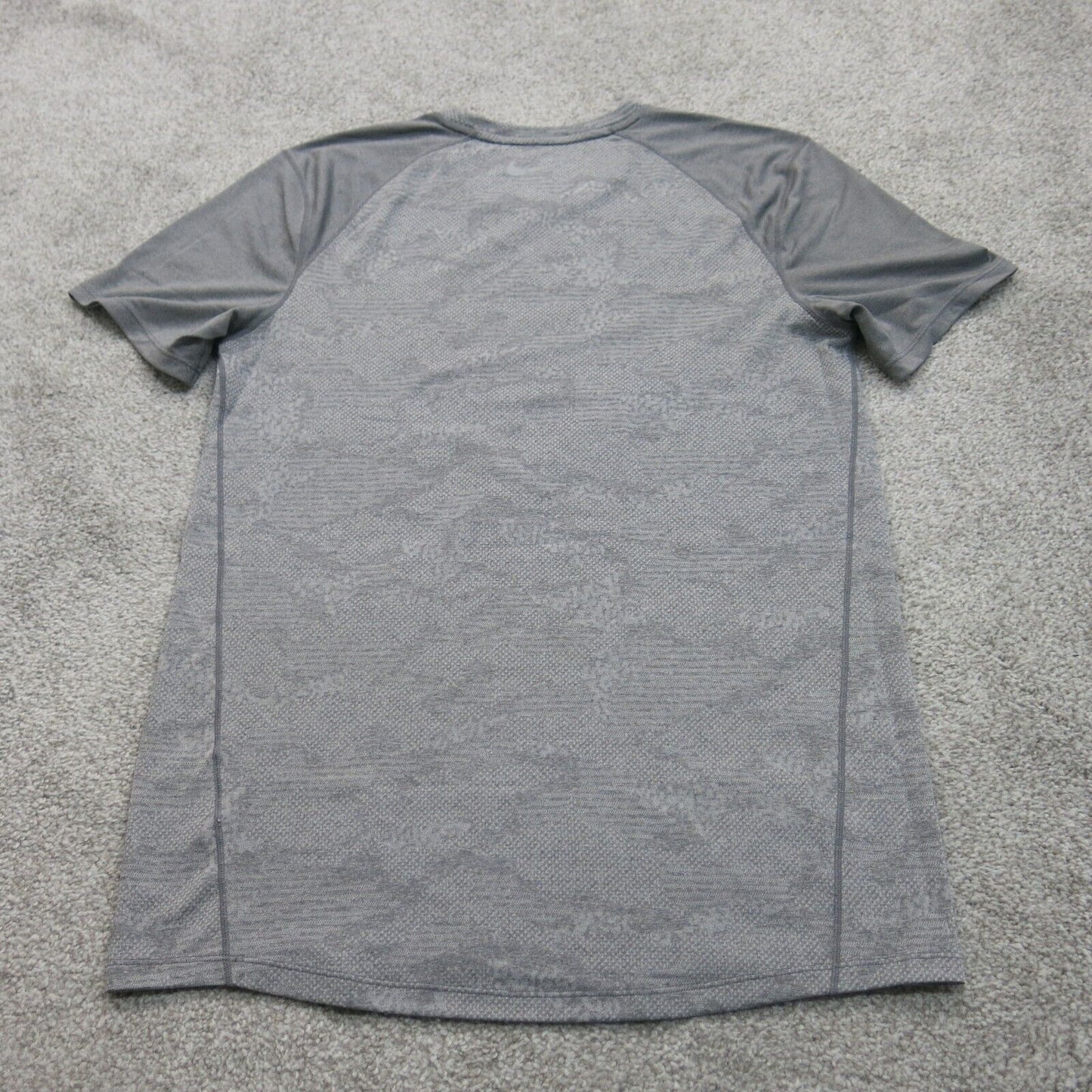 Nike Mens Dri Fit Pullover T Shirt Crew Neck Short Sleeve Gray Size Small