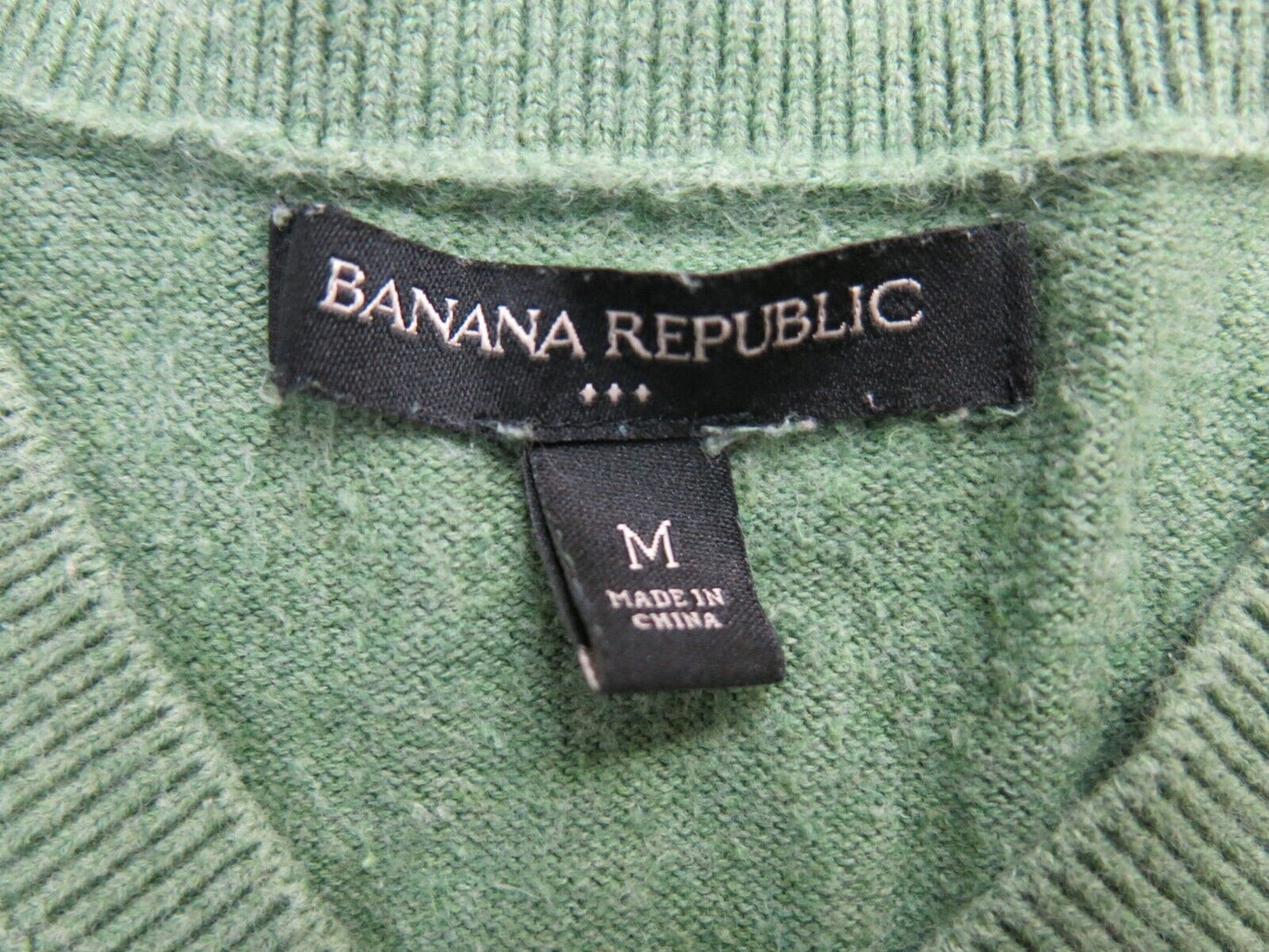 Banana Republic Womens Pullover Knitted Sweater Long Sleeves Green Size Medium