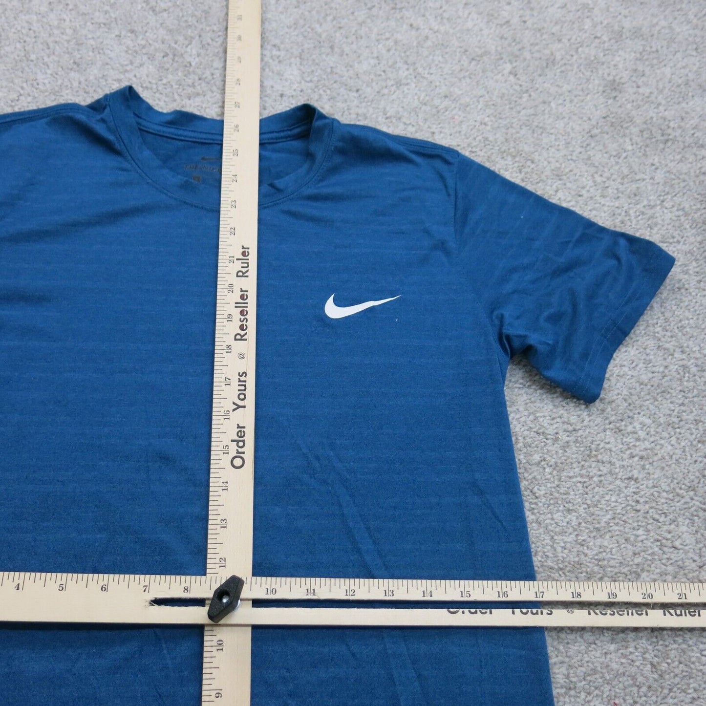 The Nike Tee Men Dri Fit Pullover T Shirt Crew Neck Short Sleeve Blue Size Small