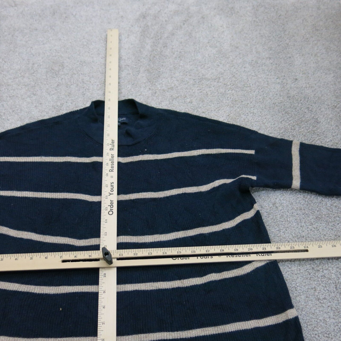 American Eagle Womens Pullover Sweater Jegging Fit Crew Neck Striped Blue Small