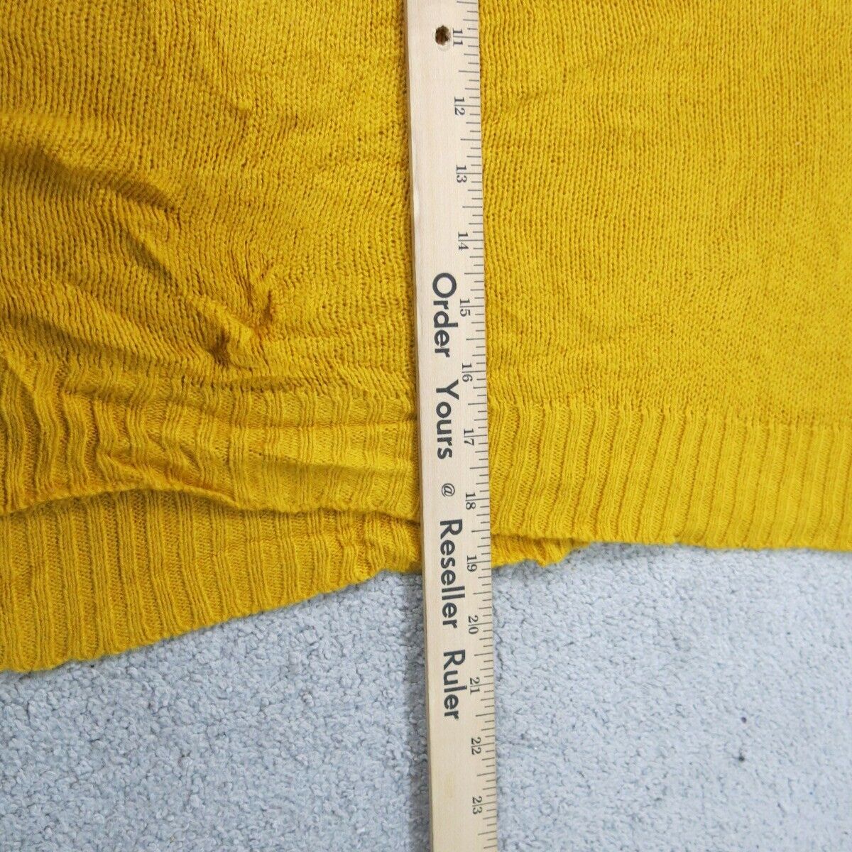 Divided H&M Womens Pullover Sweater Long Sleeves Crew Neck Yellow Size Large
