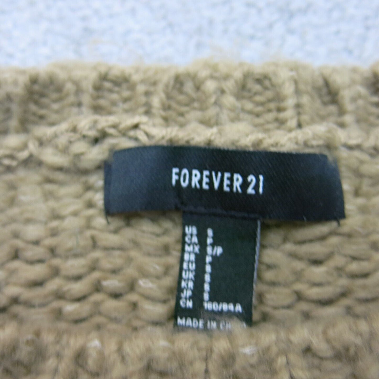 Forever 21 Women Crew Neck Knitted Sweater Long Sleeve Side Slit Khakis SZ Small