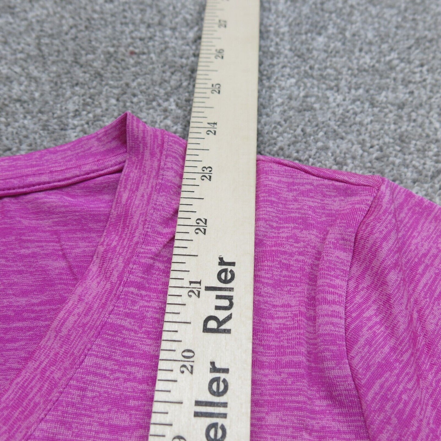 Under Armour Tee Mens Heather Purple Size Small Heatgear Loose Short Sleeve Logo
