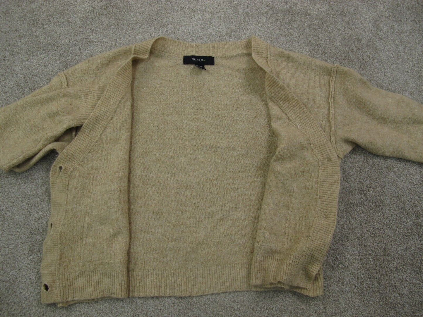 Forever 21 Womens Cardigan Sweater Front Button Long Sleeves Beige Size 0X