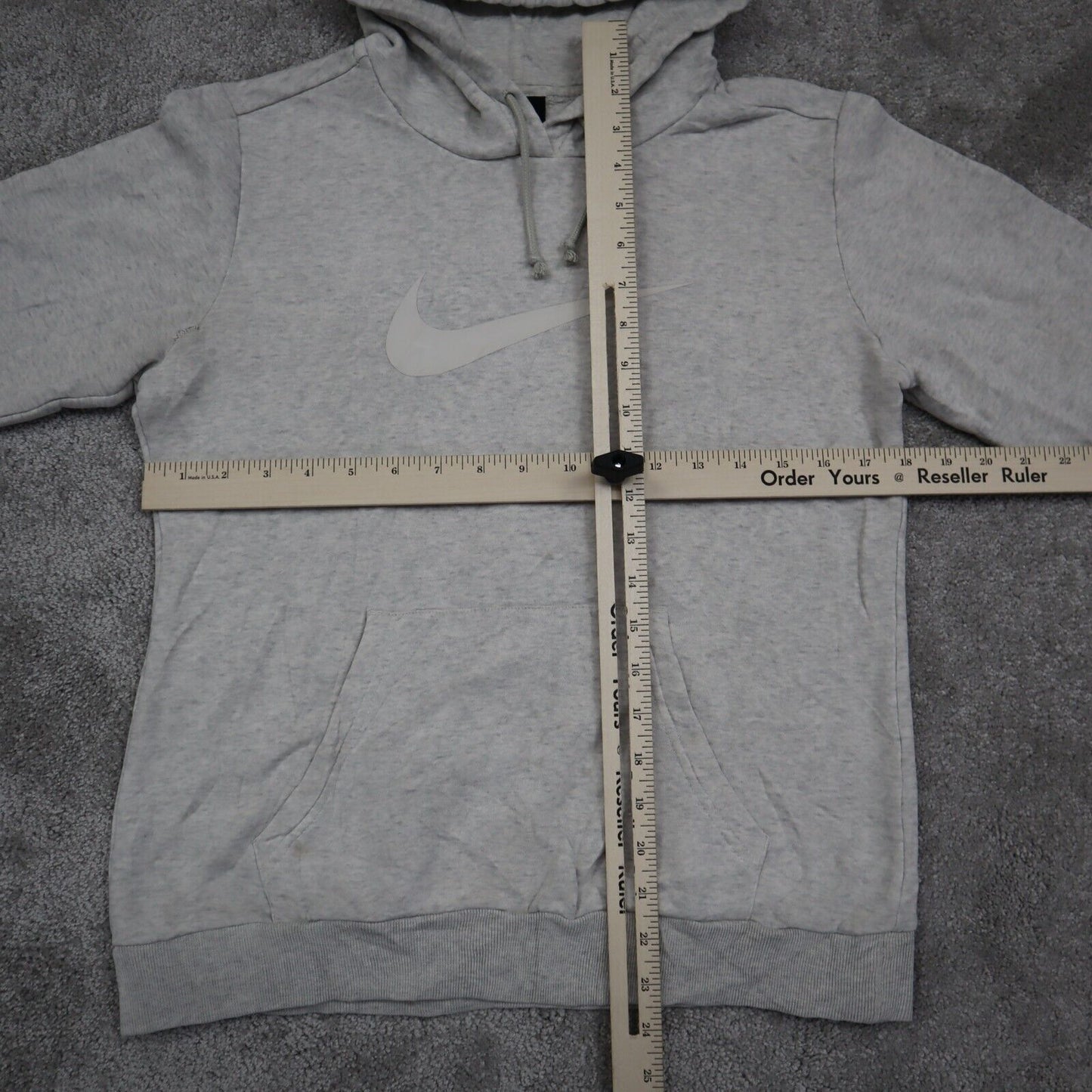 Nike Hoodies Women's Medium Gray Activewear Sports Logo Pullover Fleece Hoodies