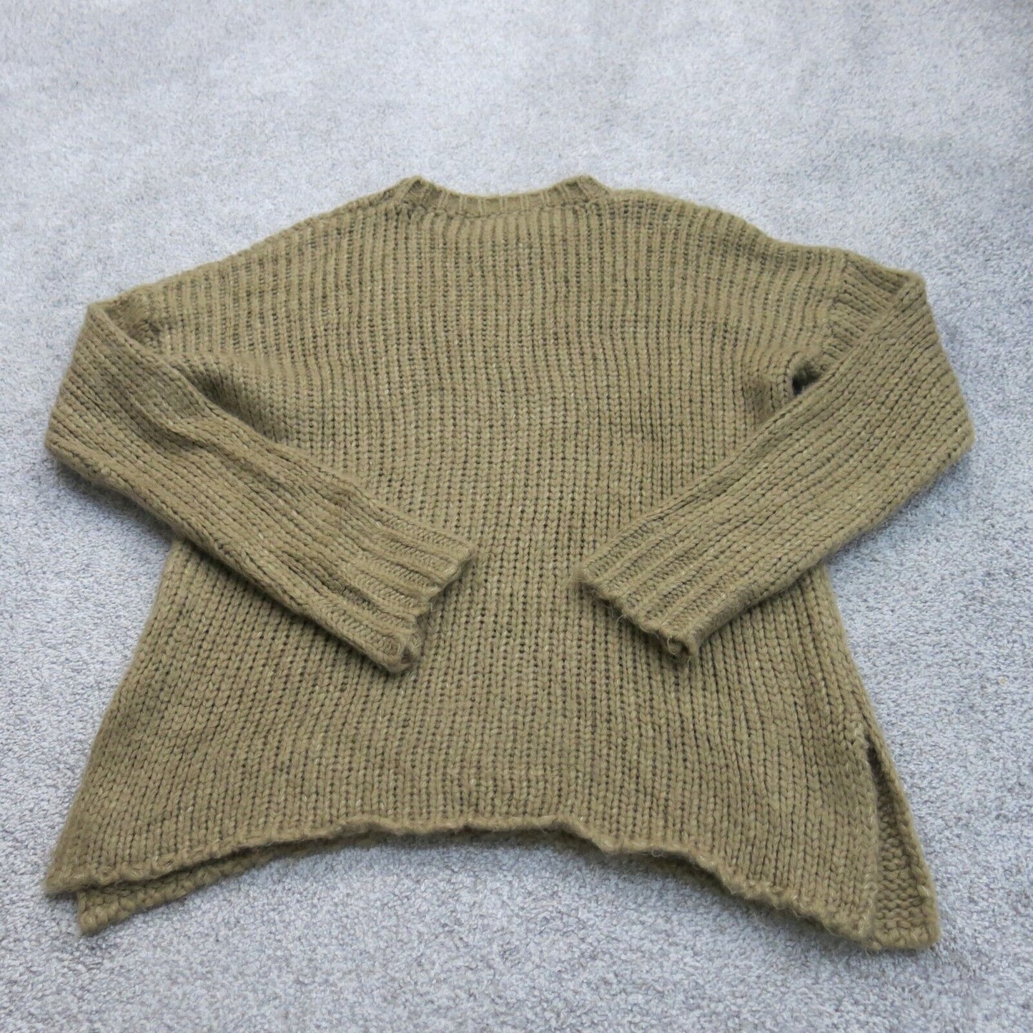 Forever 21 Women Crew Neck Knitted Sweater Long Sleeve Side Slit Khakis SZ Small