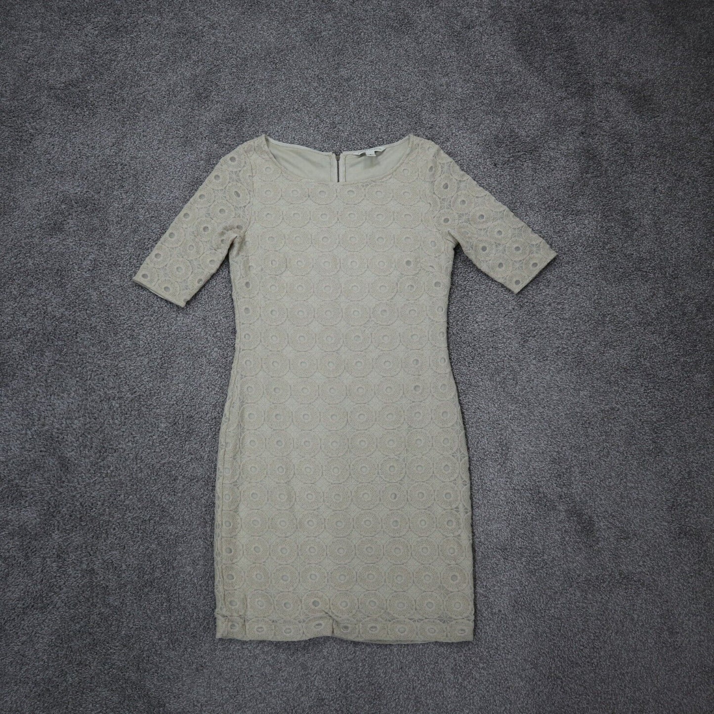 Banana Republic Womens Shift Mini Dress Back Zip Crew Neck Lace Beige Size 2