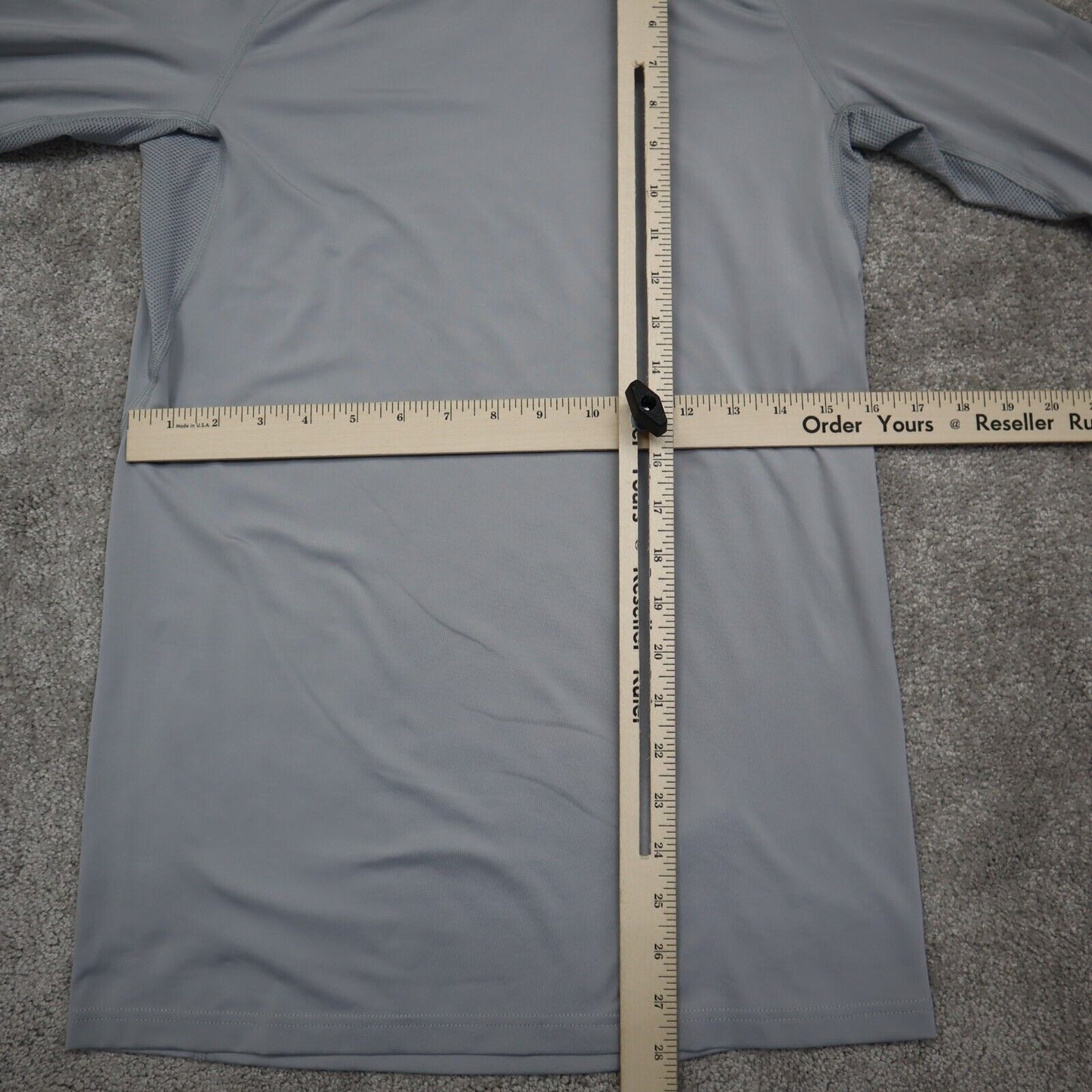 Nike Athletics T-Shirt Youth Boys Small Gray Long Sleeves Dri Fit Sports T-Shirt