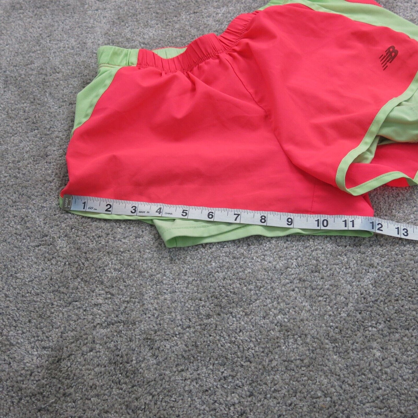 New Balance Women Athletic Short Running & Jogging Elastic Waist Pink Size Small
