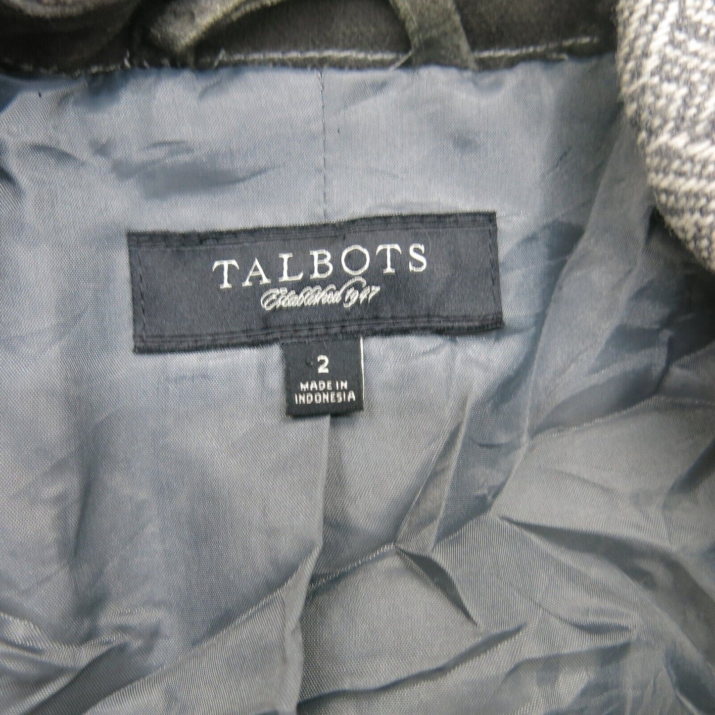 Talbots Womens Blazer Tweed Jacket Front Button Long Sleeves Pockets Gray Size 2