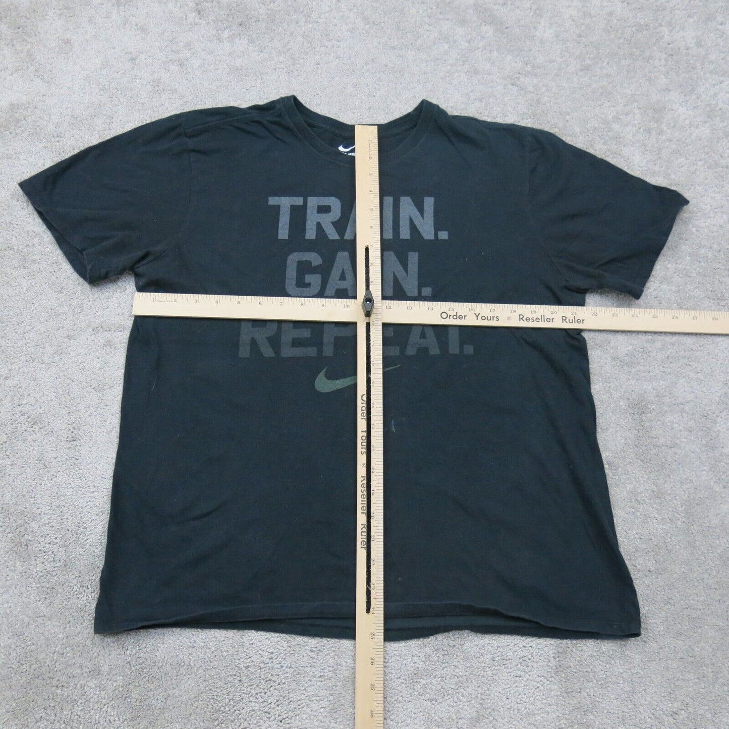 The Nike Mens T Shirt Short Sleeves Crew Neck Graphic Print Black Size Large
