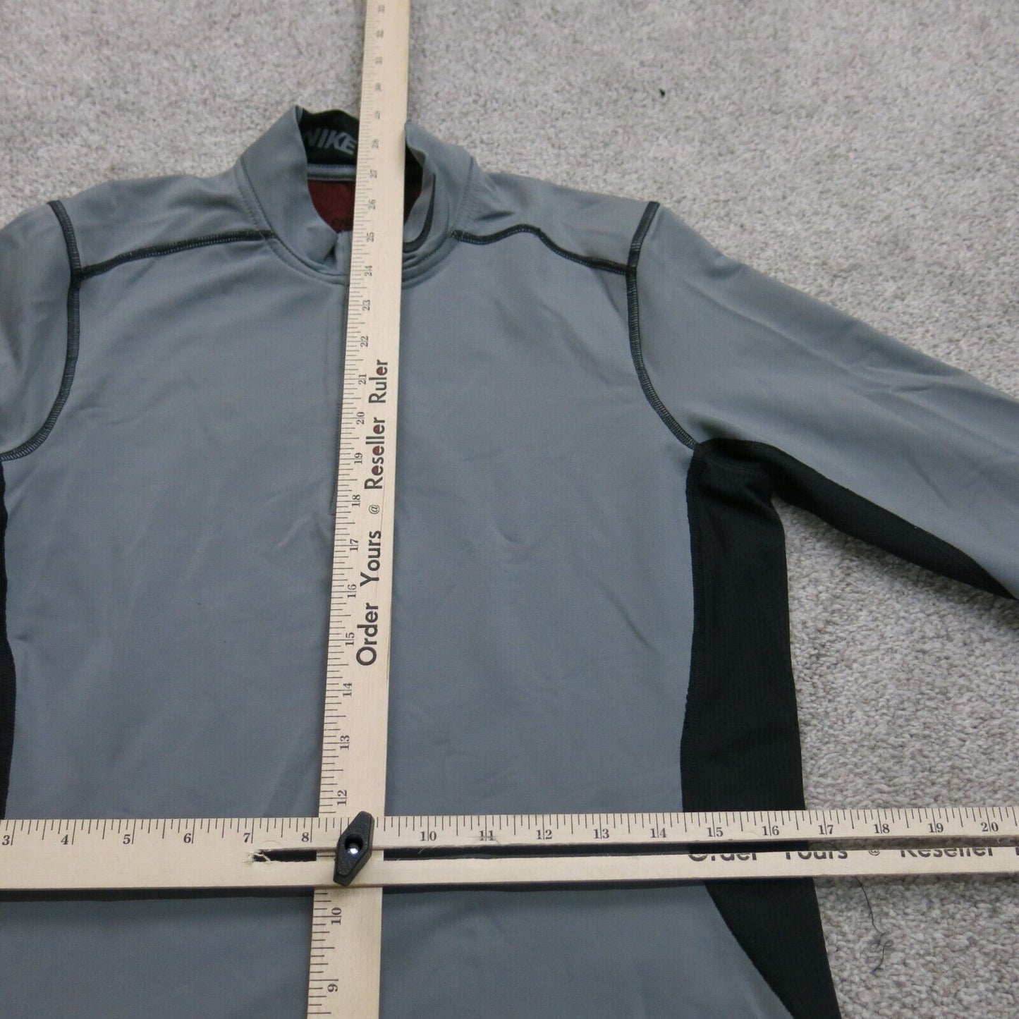 Nike Pro Dri Fit Womens Activewear Top 1/4 Zip Fitted Mock Neck Gray Size Small