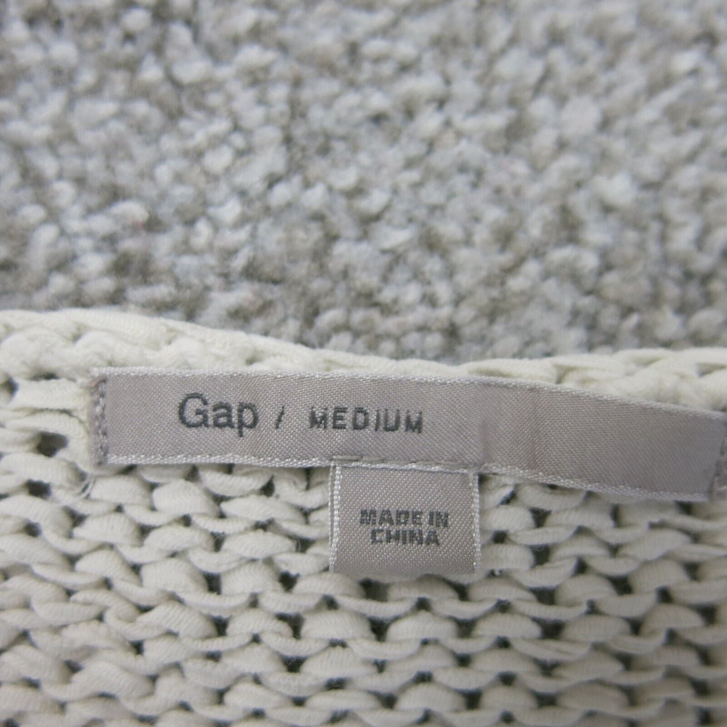 GAP Womens Pullover Knitted Sweater Long Sleeves Round Neck Beige Size Medium