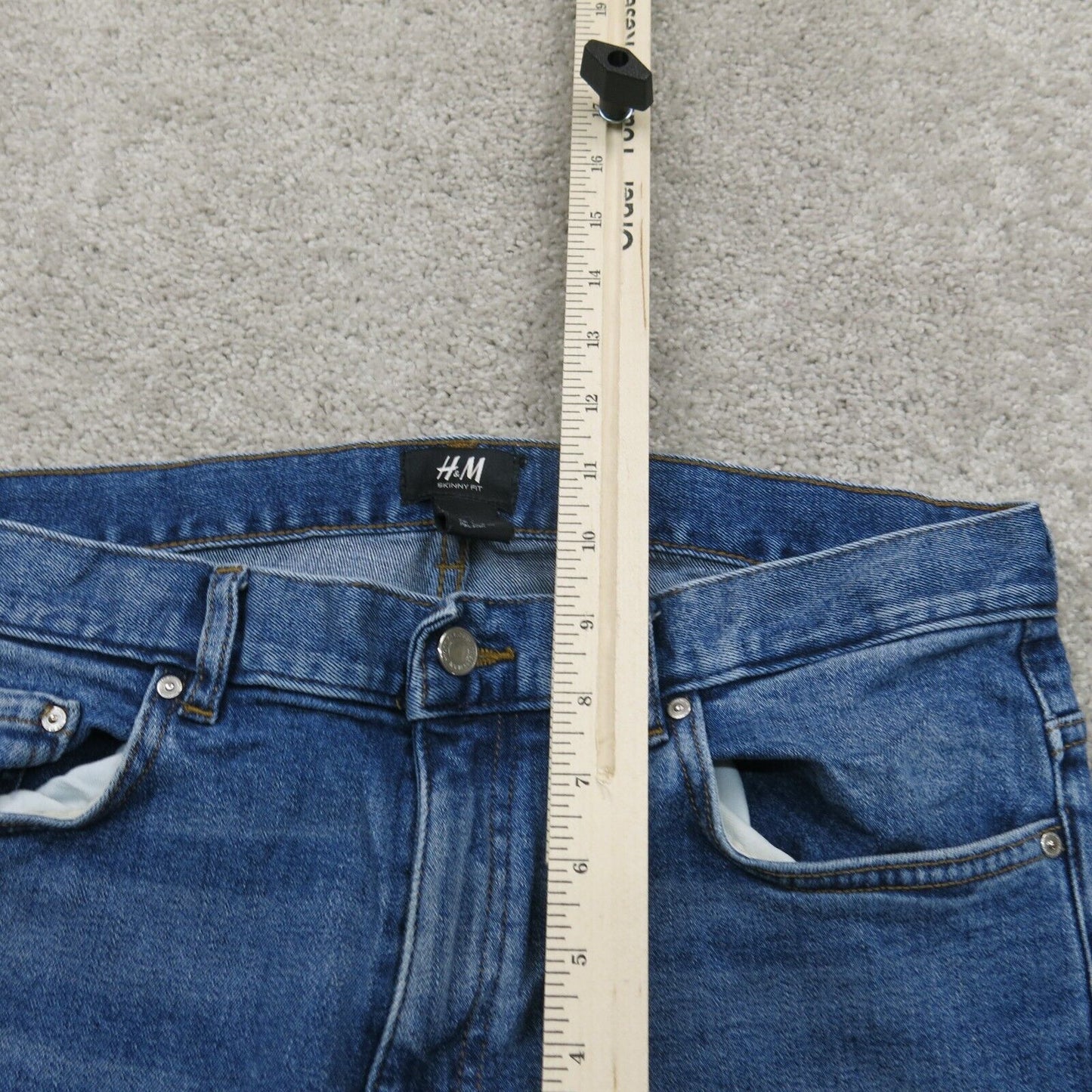 H&M Mens Jeans Skinny Fit Denim Stretch Raw Hem Mid Rise Pockets Blue Size US 32