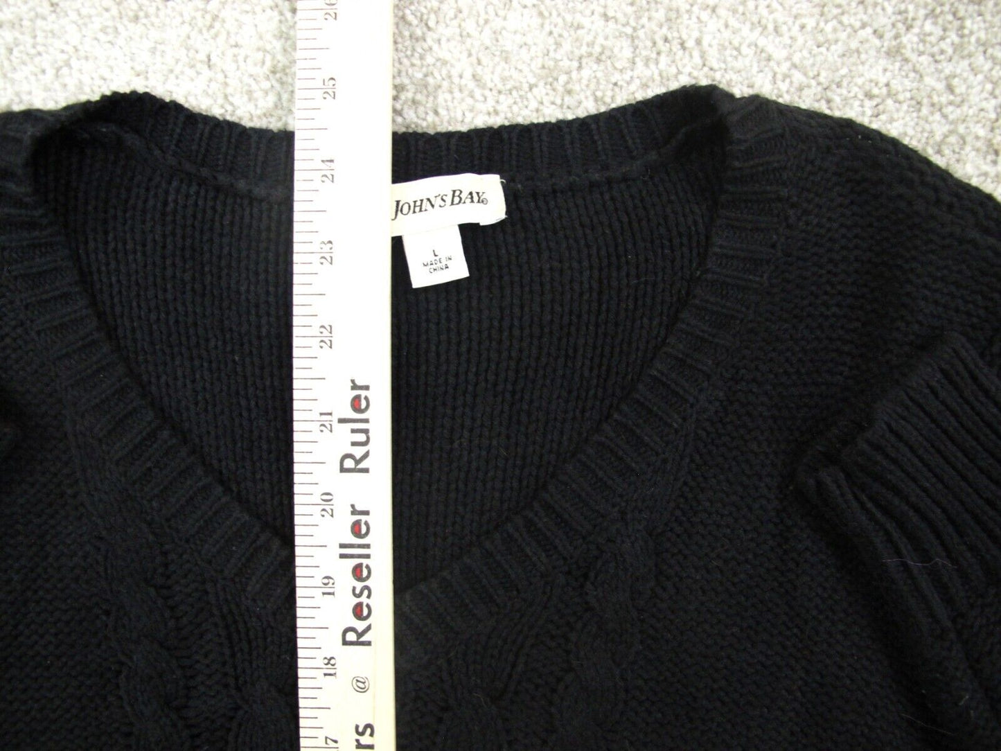 ST. Johns Bay Womens Pullover Sweater Knitted V Neck Long Sleeve Black Size L