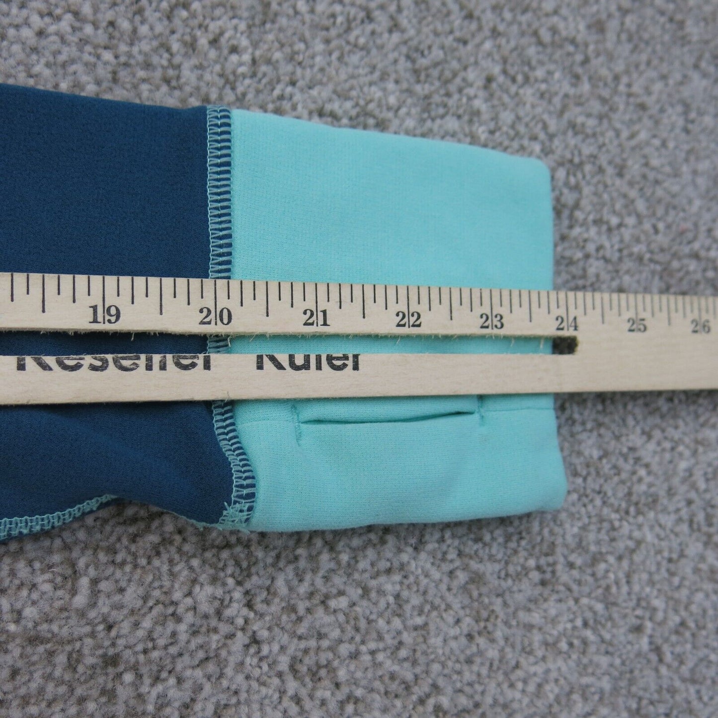 Nike Therma Fit Womens Hoodie Drawstring Pockets Long Sleeves Aqua Blue Size XS