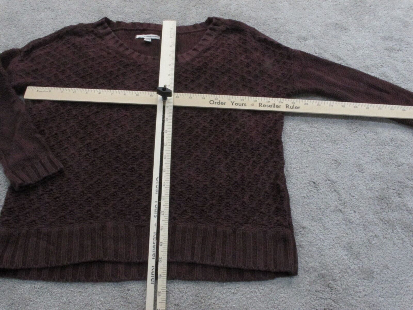 American Eagle Womens Pullover Sweater Long Sleeves Crew Neck Maroon SZ X Small