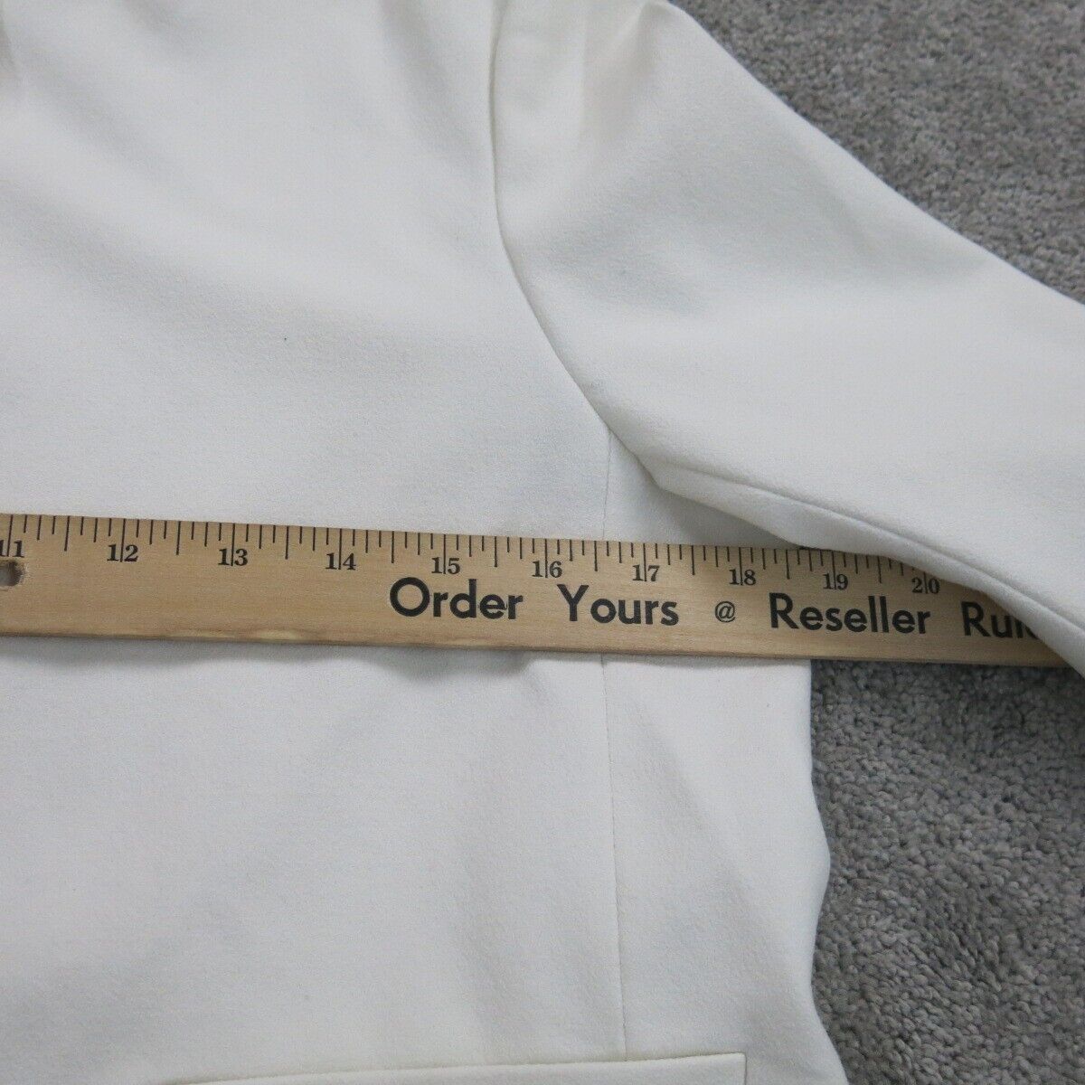 Zara Womens Scrub Jackets Crew Neck Long Sleeve Pockets White Size Medium