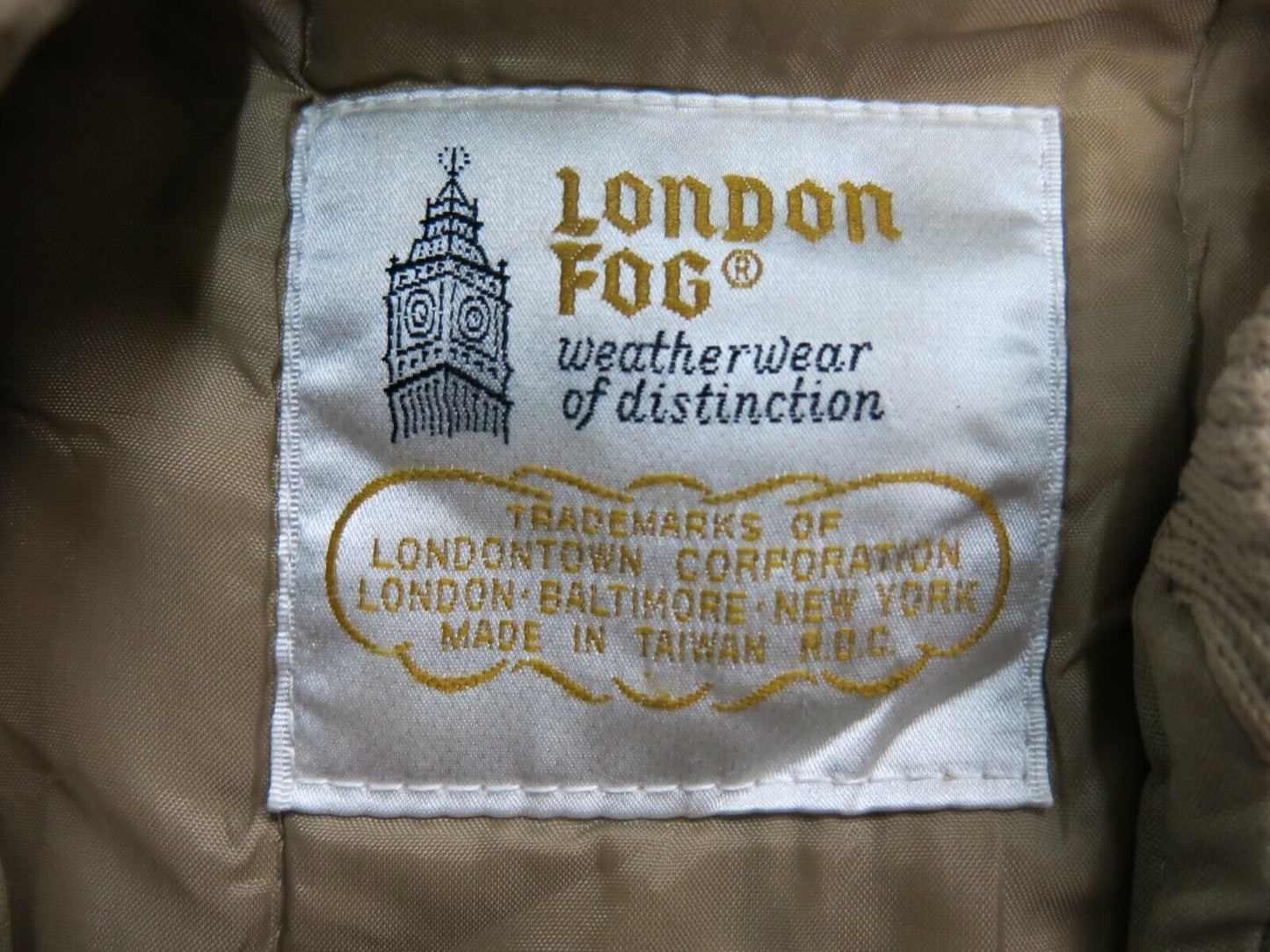 London Fog Mens Long Hooded Coat Front Button Long Sleeves Pockets Beige Size 18