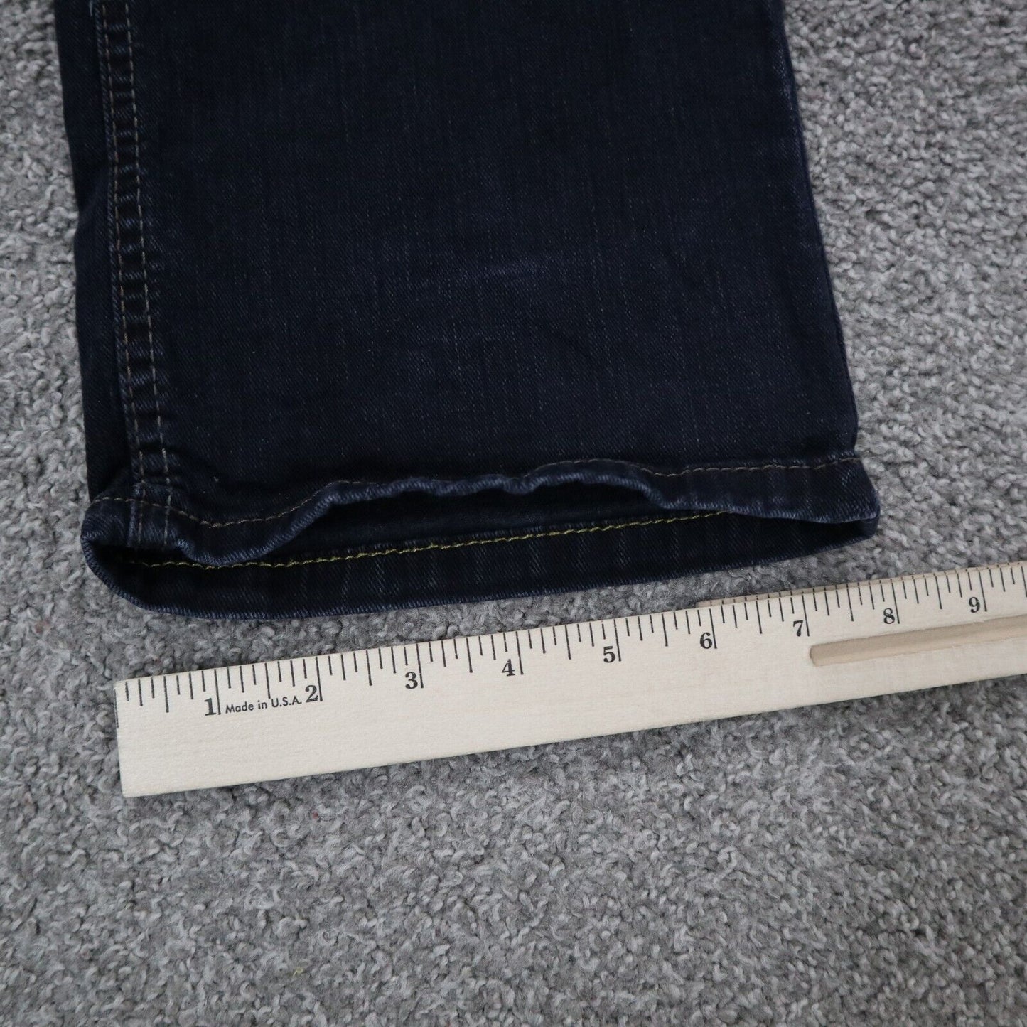 Wrangler Mens Jeans Straight Fit Jeans Mid Rise Pockets Blue Size W33XL30