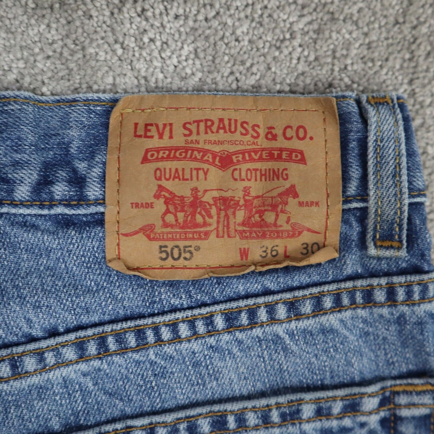 Levi s 505 Jeans Women s Size 36 Blue Stretch Regular Fit Straight Denim Jeans