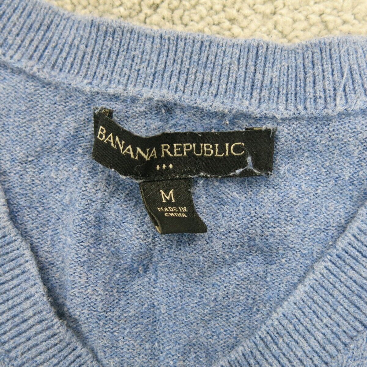 Banana Republic Men Pullover Sweater Knitted V Neck Long Sleeve Blue Size Medium