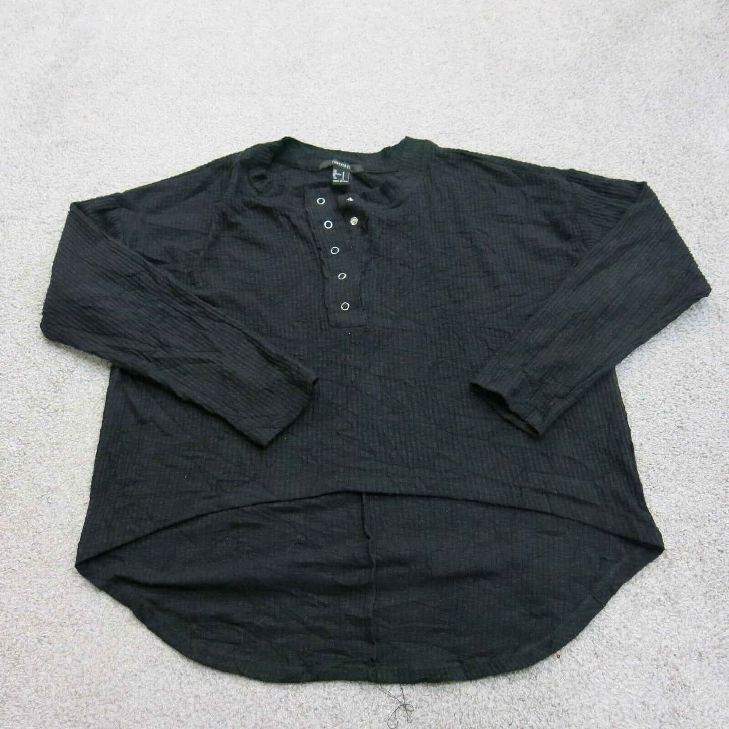 Forever 21 Womens Pullover Sweater Henley Neck High Low Hem Black Size Small