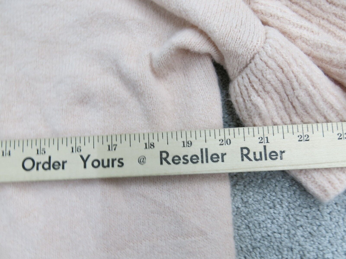 Forever 21 Womens Pullover Crew Neck Sweater Knitted Bell Sleeve Light Pink SZ L