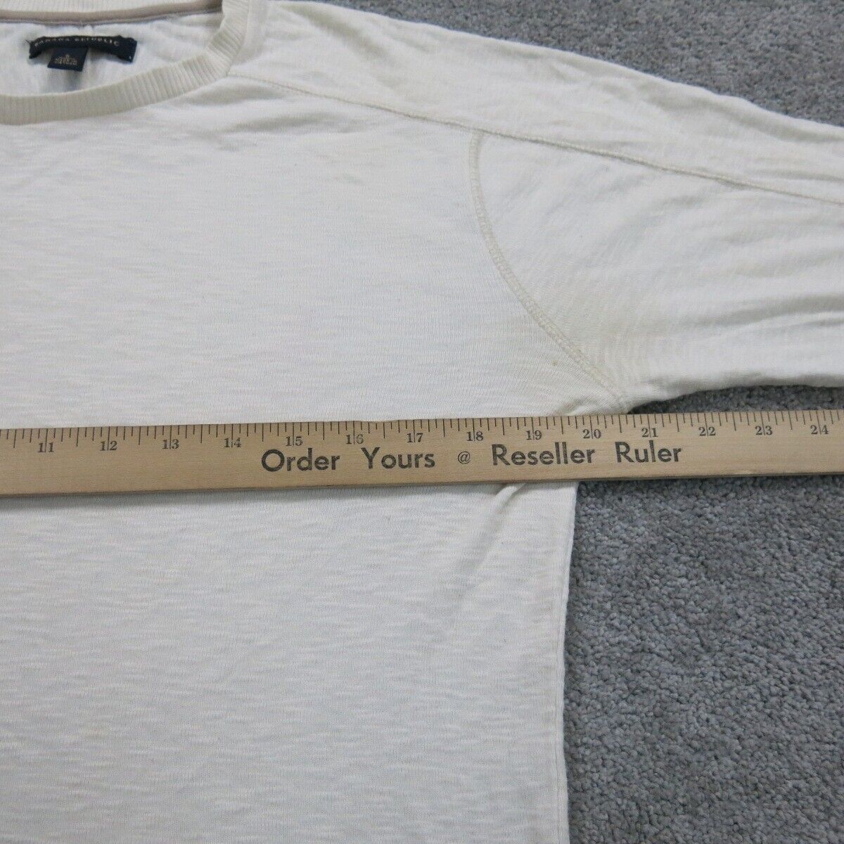 Banana Republic Womens Sweater Knitted Crew Neck Long Sleeves Ivory Size Small