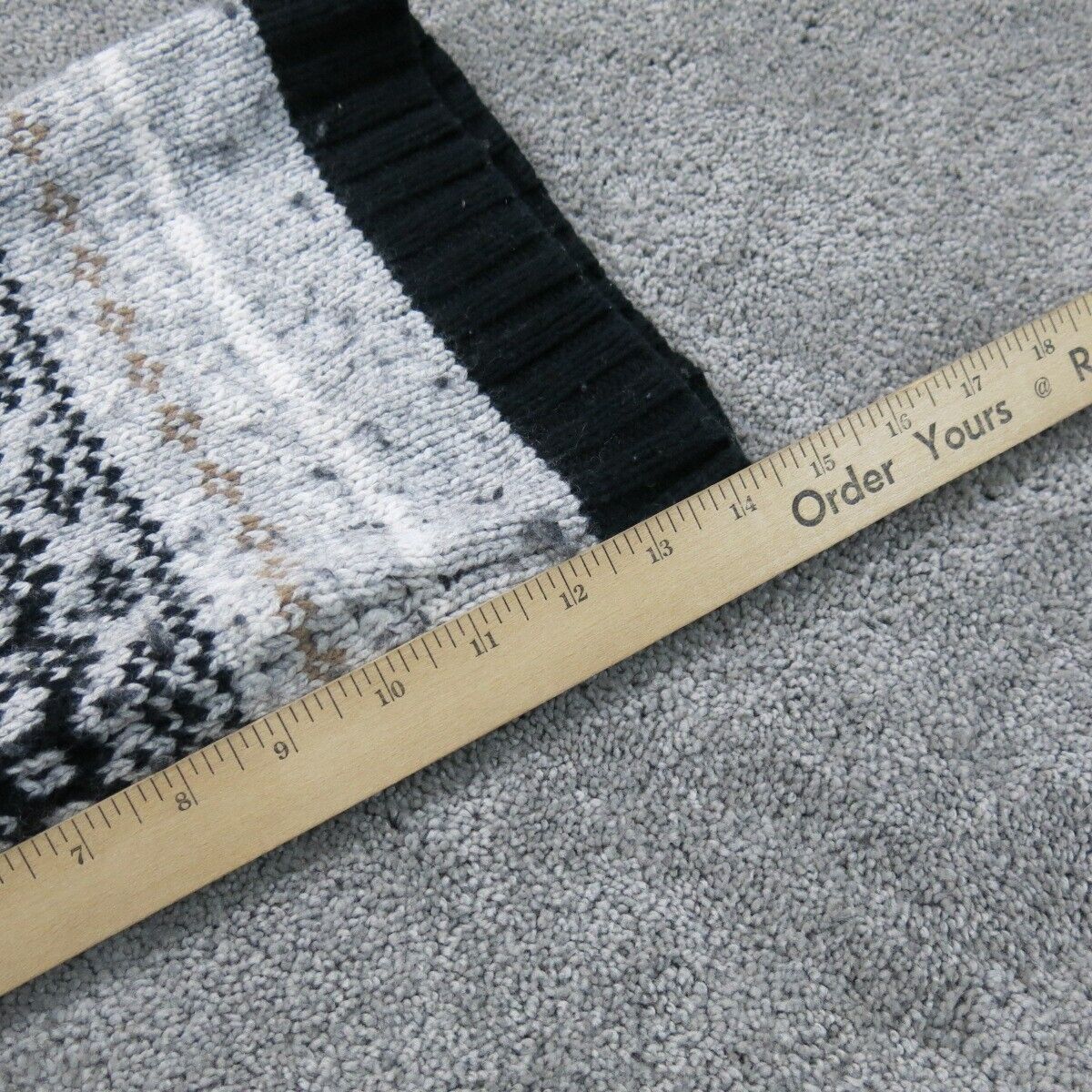 Old Navy Womens Pullover Knitted Sweater V Neck Flare Sleeves Black Size Small