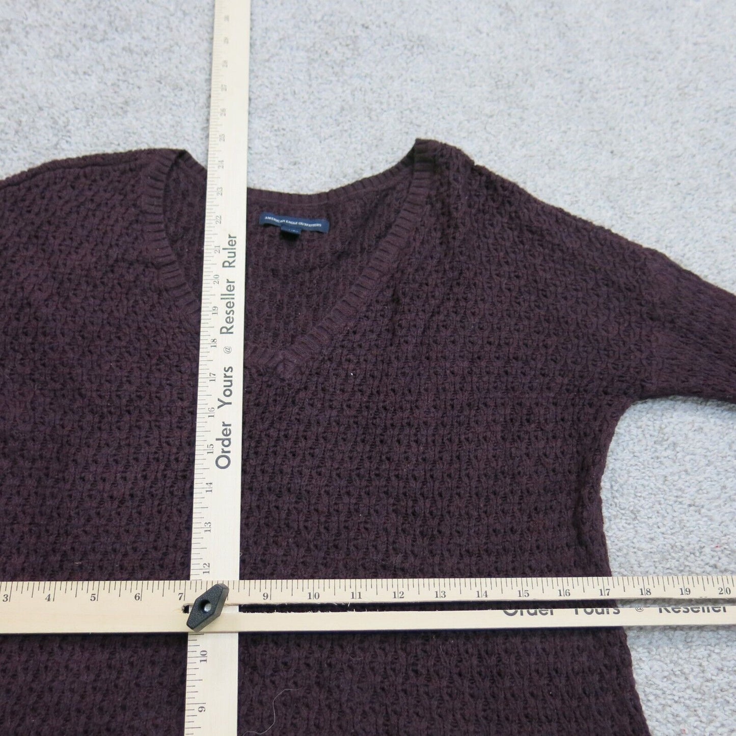 American Eagle Womens Pullover Sweater Round Neck Long Sleeves Maroon Size Small