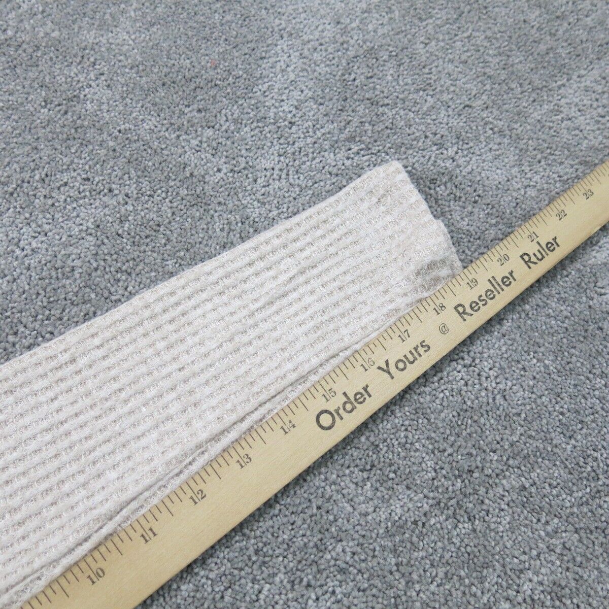 Forever 21 Women Sweater Pullover Knitted Long Sleeves V Neck Ivory Size Medium