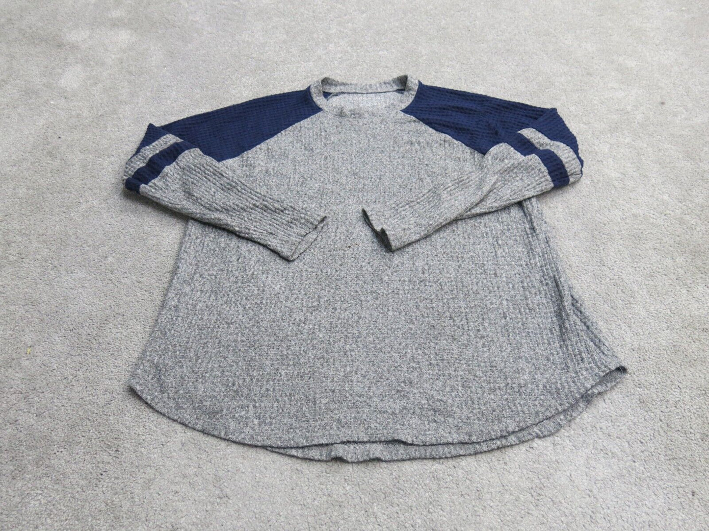 American Eagle Womens Pullover Sweater Crew Neck Long Sleeves Gray Navy Size S/P