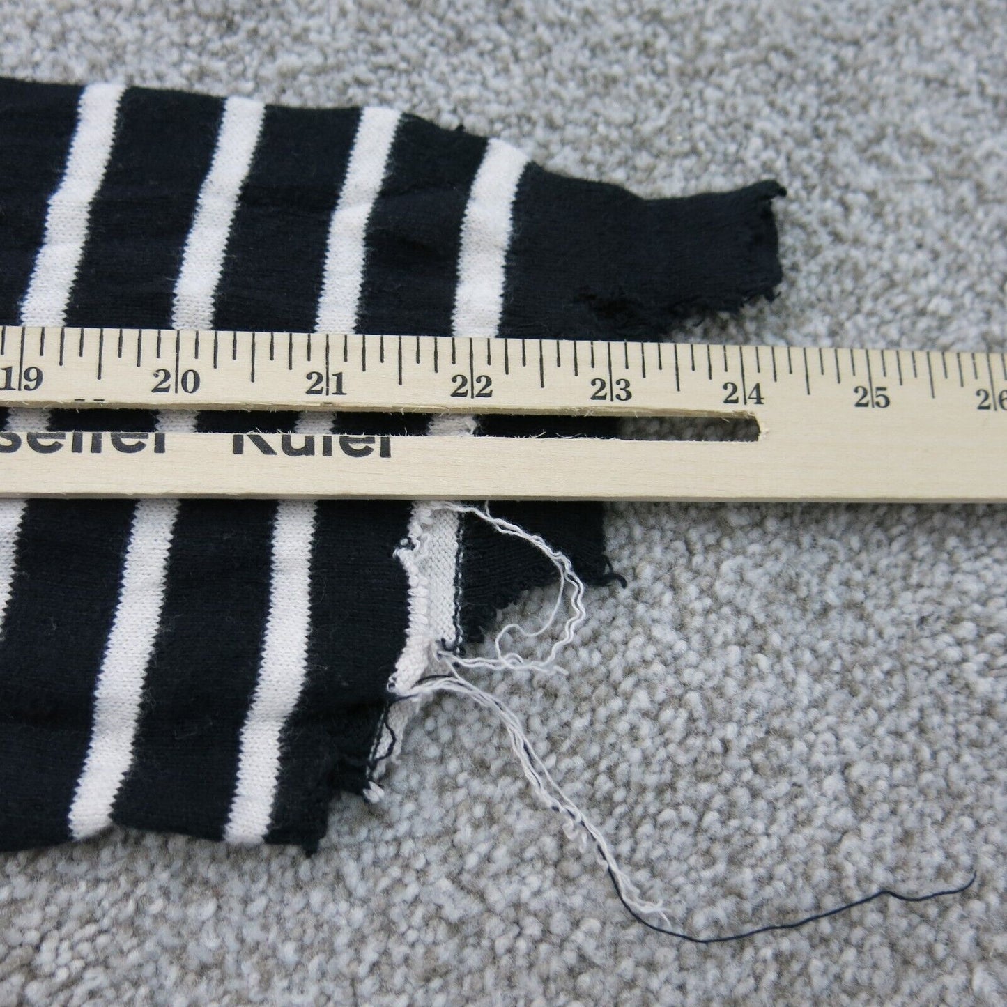 Aeropostale Womens Knitted Striped Sweater Long Sleeve Crew Neck Black White M
