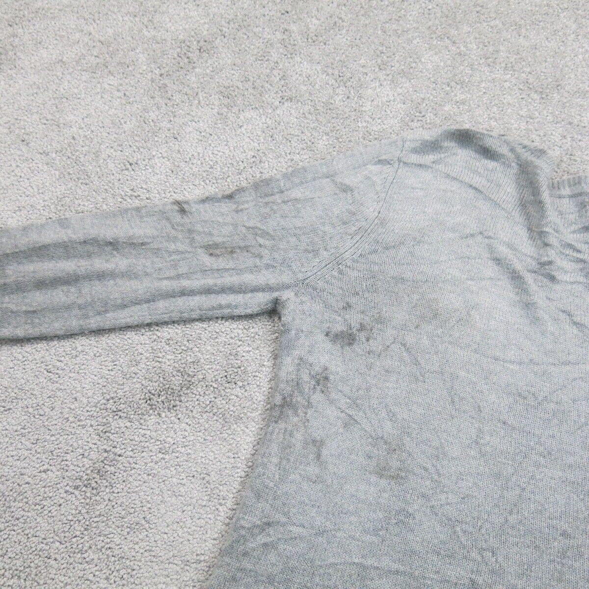 GAP Womens Pullover Knitted Sweater Round Neck Long Sleeves Gray Size Medium