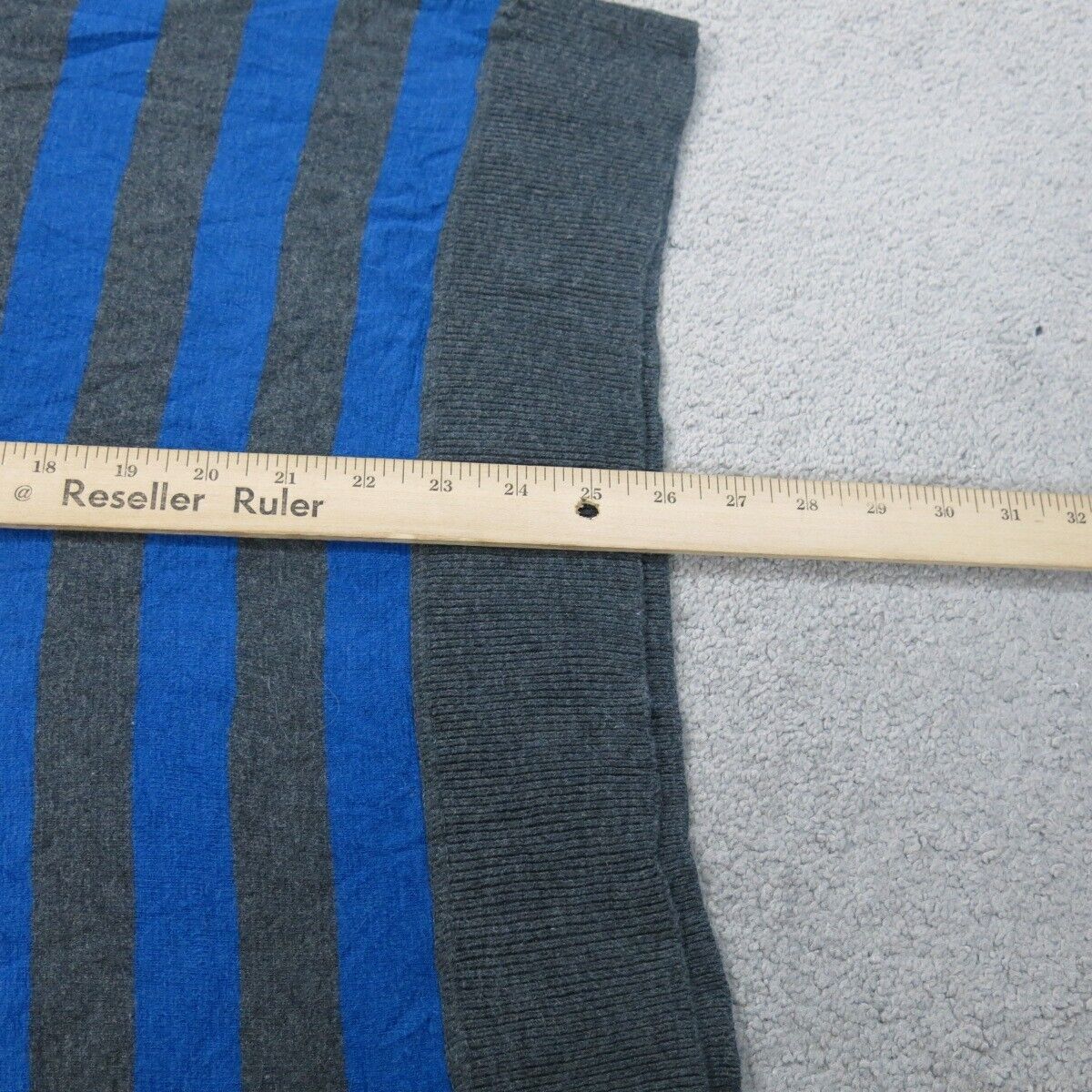 American Eagle Mens Striped Pullover Sweater V-Neck Long Sleeves Black Blue SZ M
