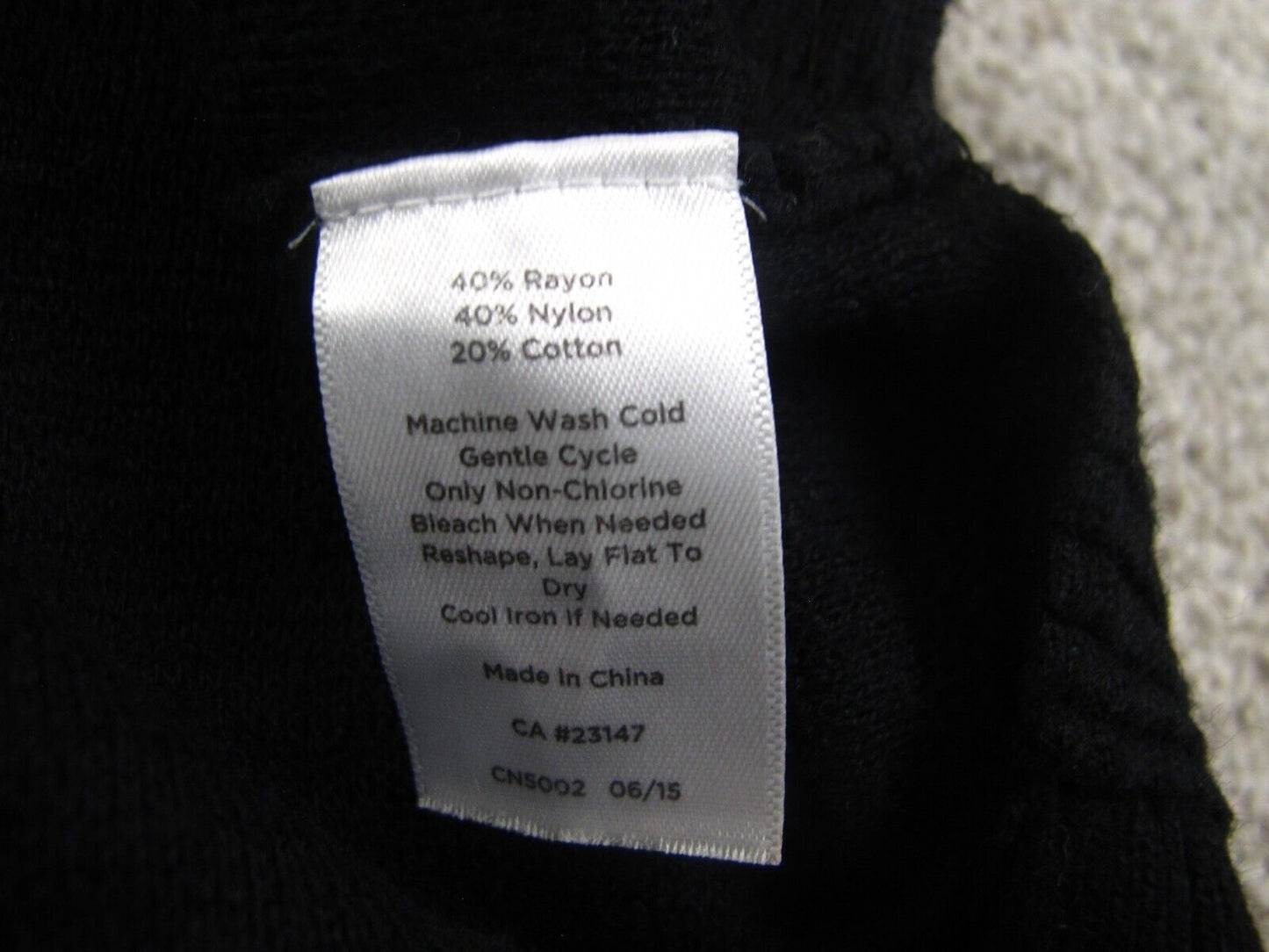 Talbots Women Pullover Sweater Long Sleeves Boat Neck Knitted Black Size Medium