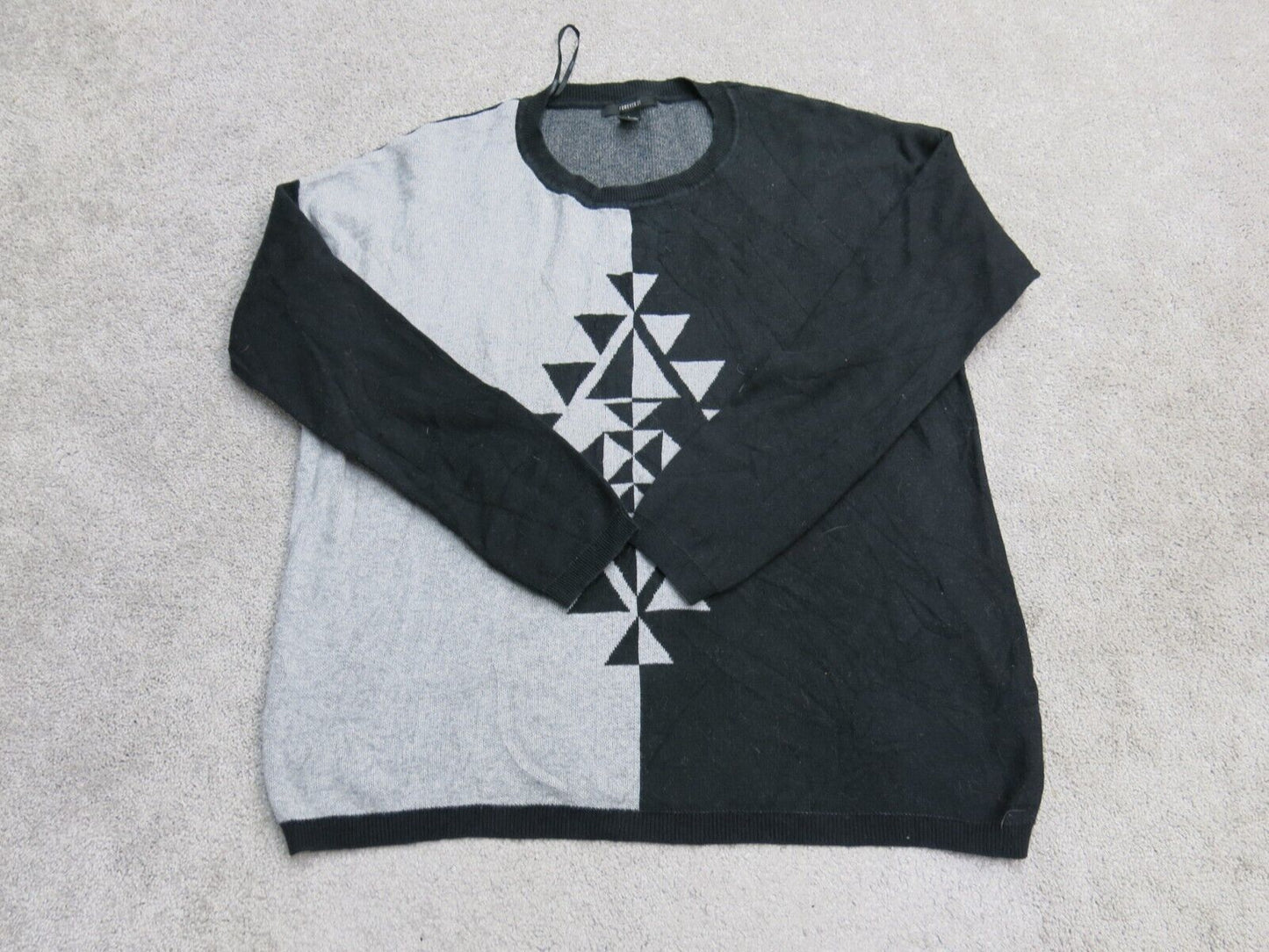 Forever21 Womens Pullover Sweater Crew Neck Long Sleeve Gray Black Size Large