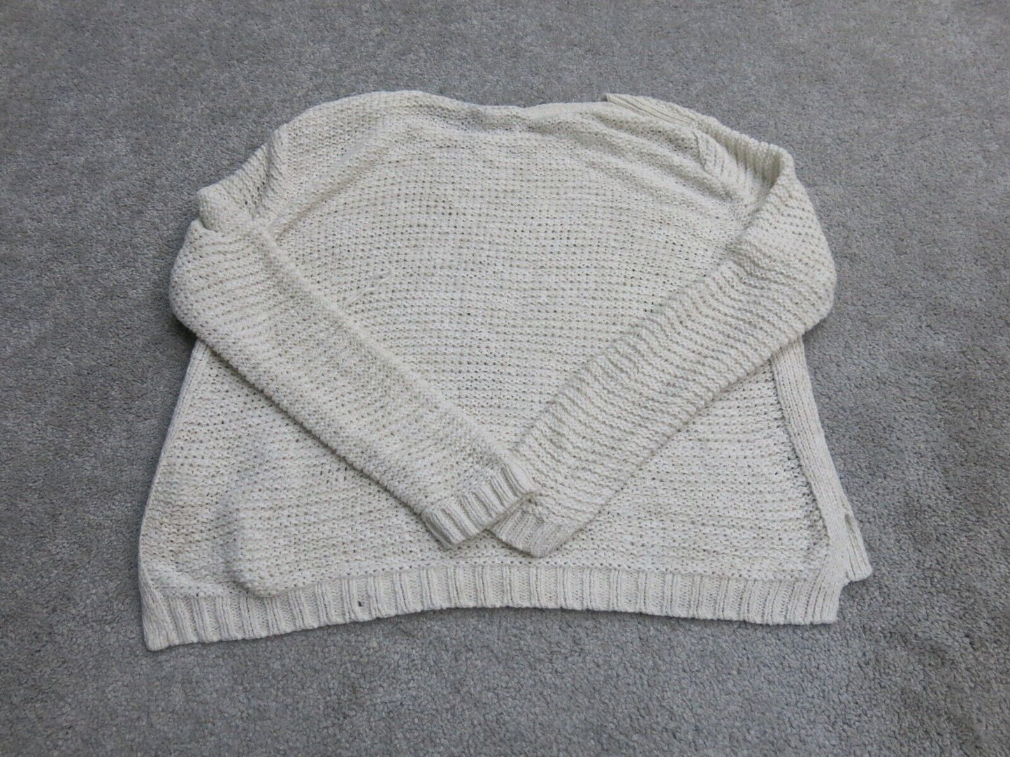 Forever 21 Women Sweater Pullover Knitted Long Sleeves Boat Neck Ivory Size M
