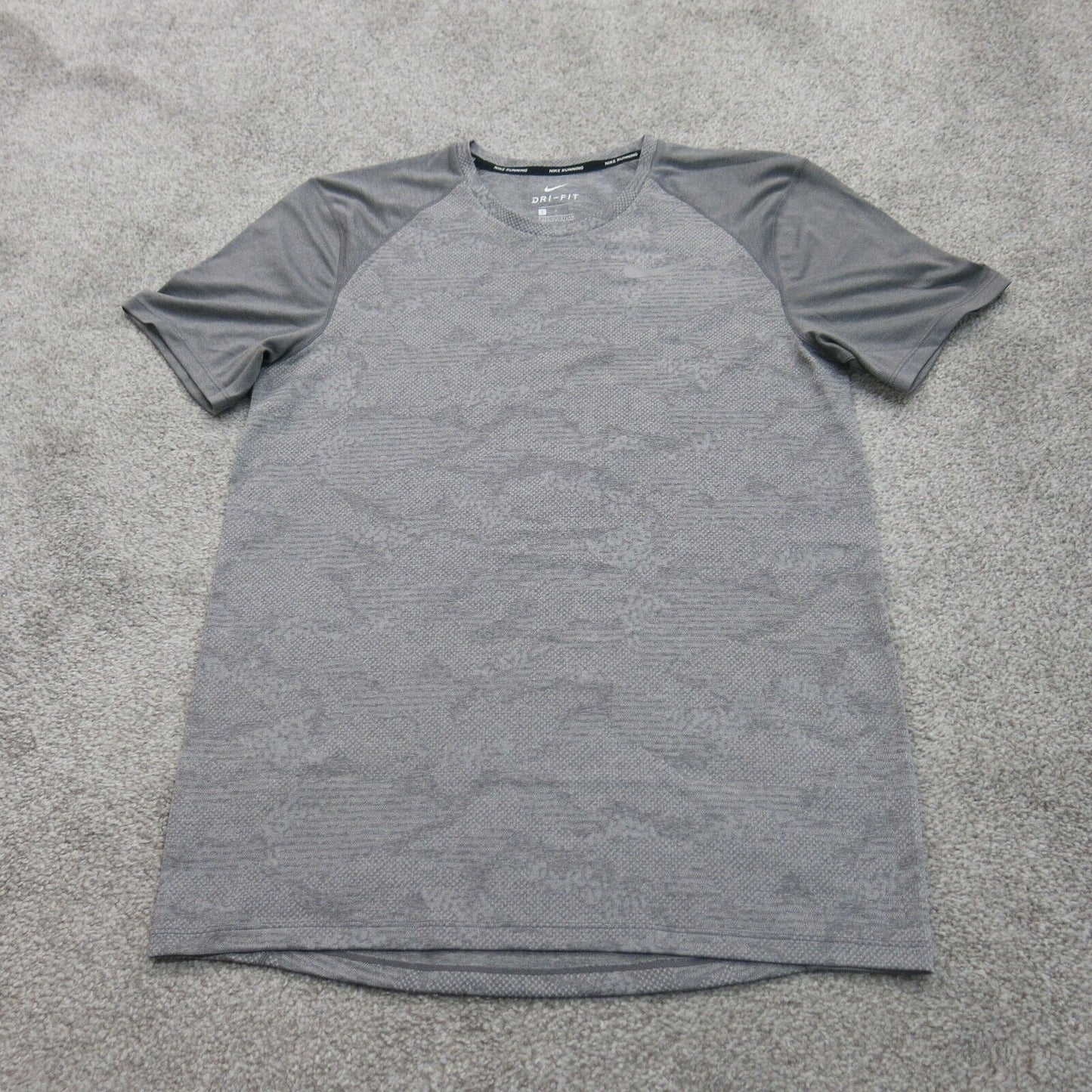 Nike Mens Dri Fit Pullover T Shirt Crew Neck Short Sleeve Gray Size Small