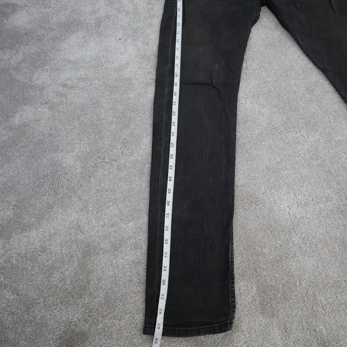 Levi s 508 Jeans Women s Size 30 Black Stretch Slim Fit Skinny Leg Denim Jeans