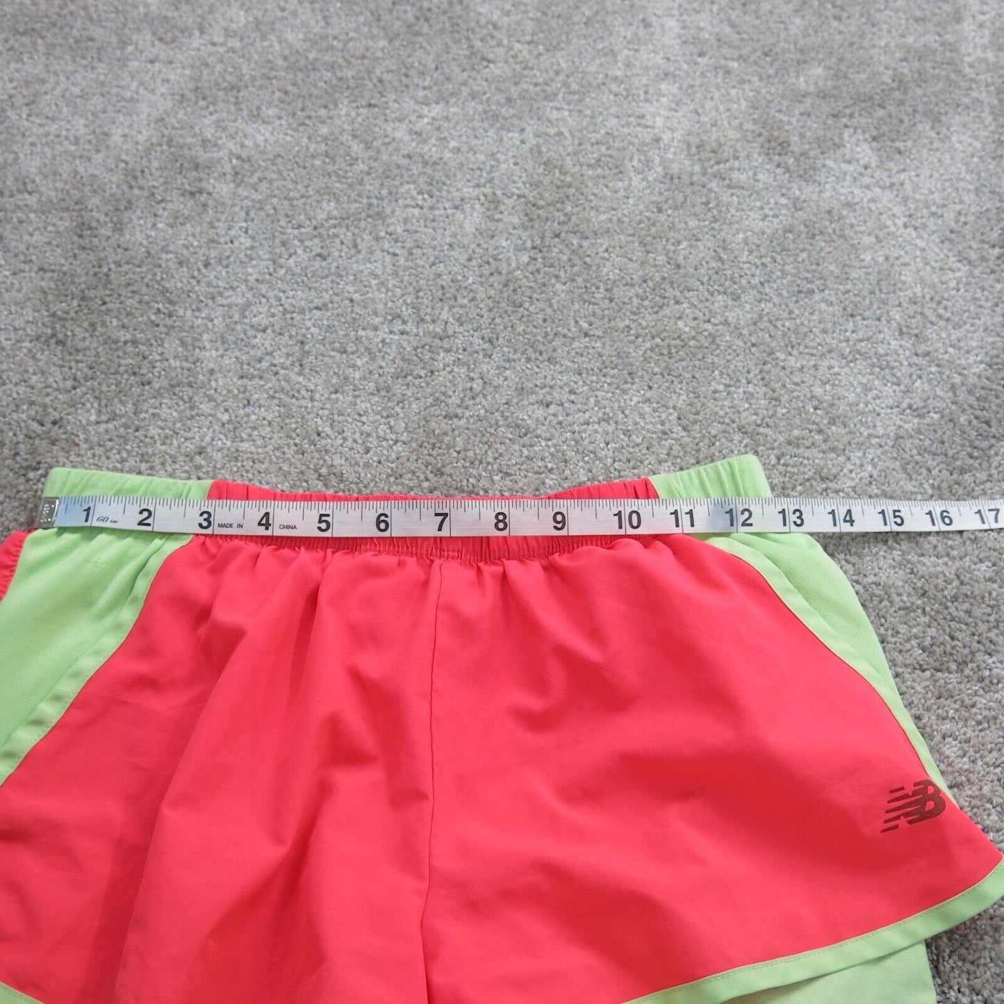 New Balance Women Athletic Short Running & Jogging Elastic Waist Pink Size Small