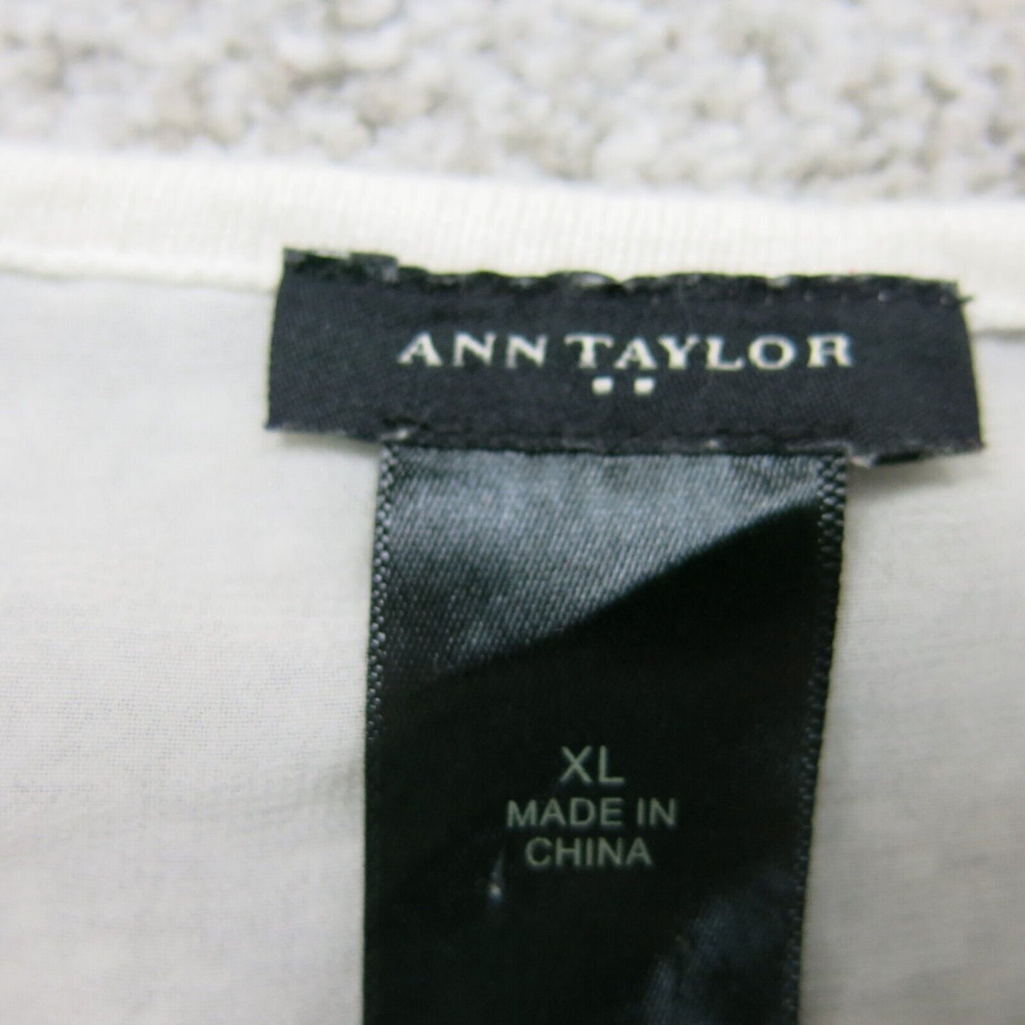 Ann Taylor Womens Blouse Top Crew Neck Long  Sleeves Off White Size X Large