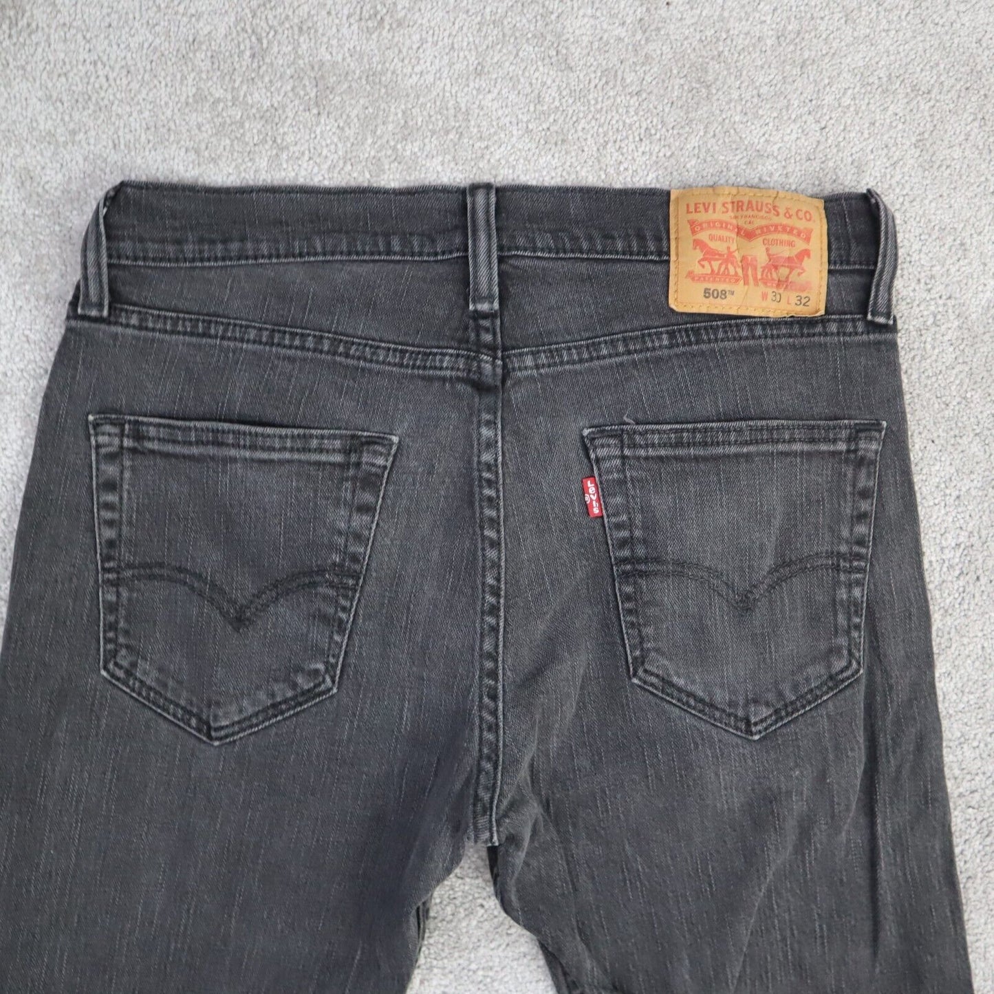 Levi s 508 Jeans Women s Size 30 Black Stretch Slim Fit Skinny Leg Denim Jeans