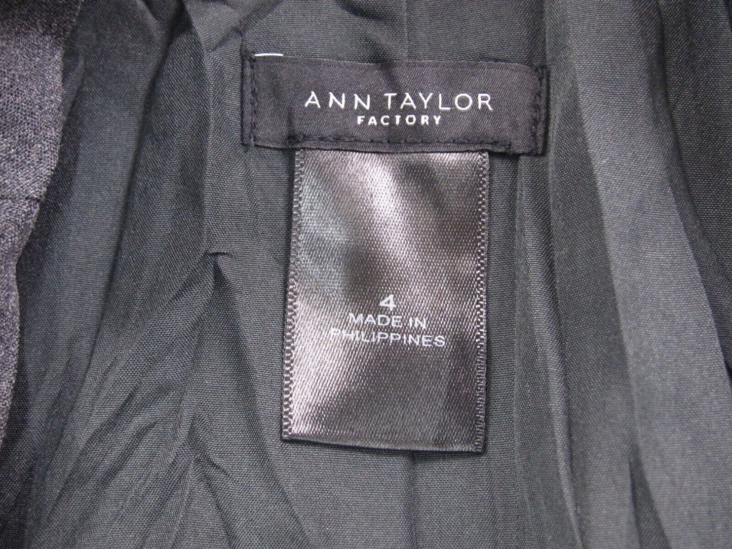 Ann Taylor Factory Women Blazer Coat Long Sleeves Front Button Pocket Black SZ 4