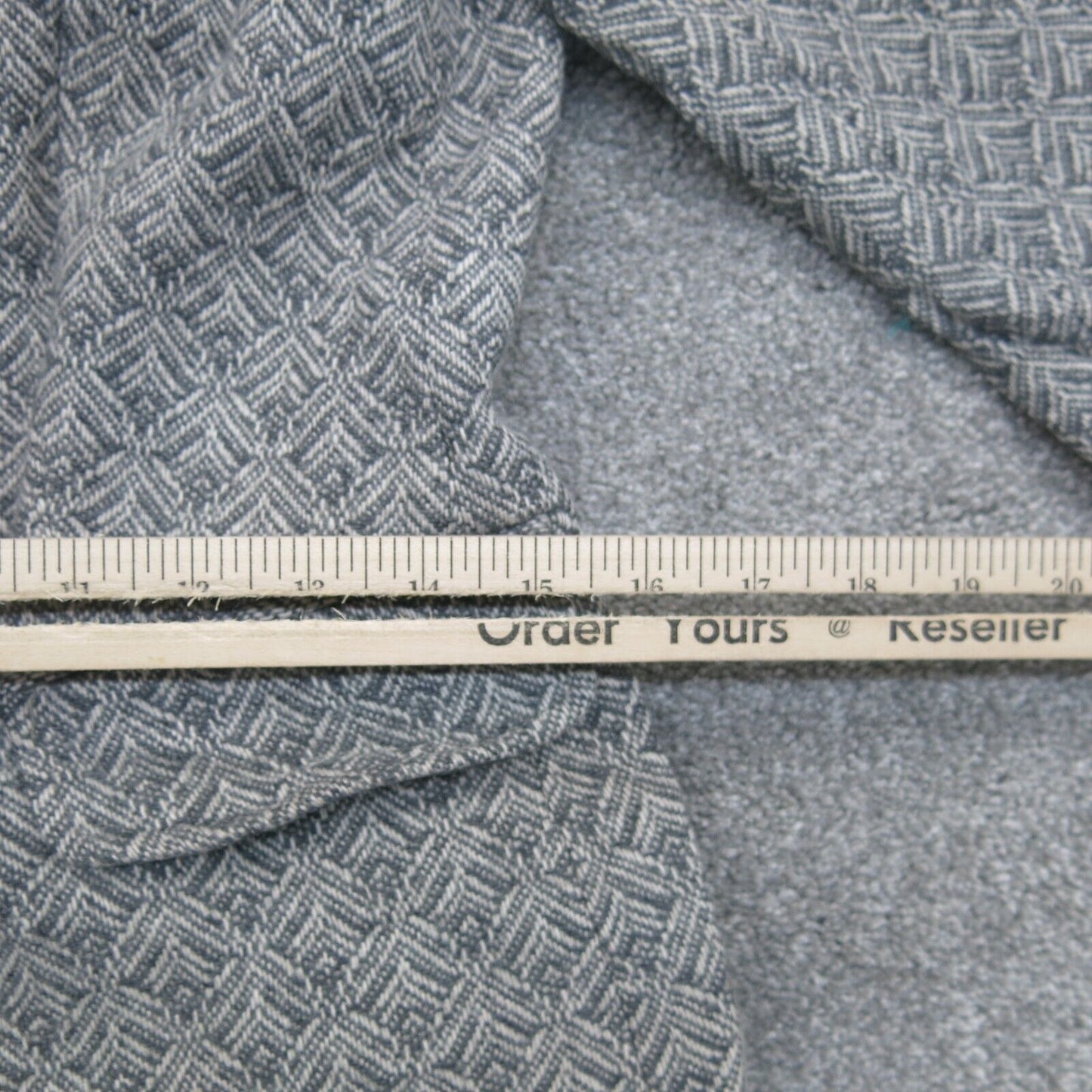 Talbots Womens Blazer Tweed Jacket Front Button Long Sleeves Pockets Gray Size 2